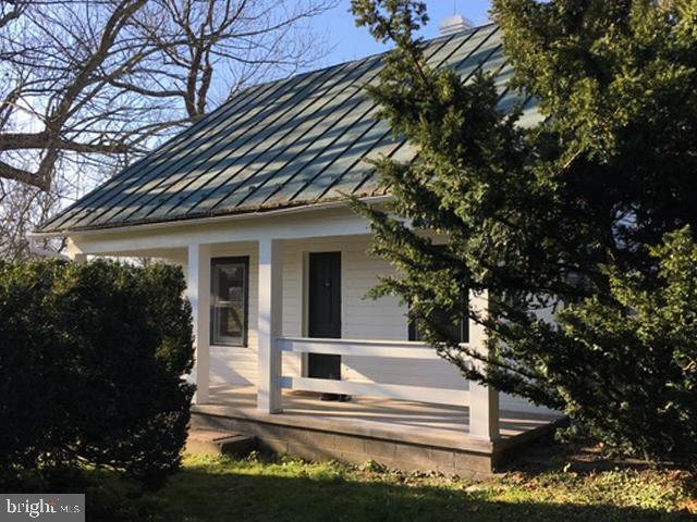 MIDDLEBURG - Residential Lease