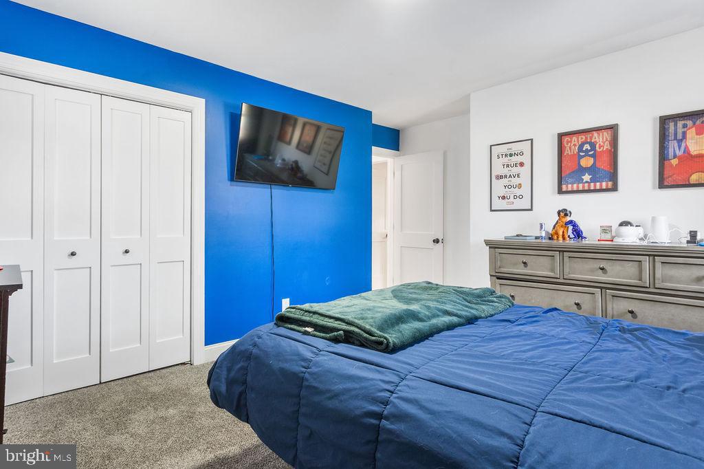 PLEASUREVILLE - Residential