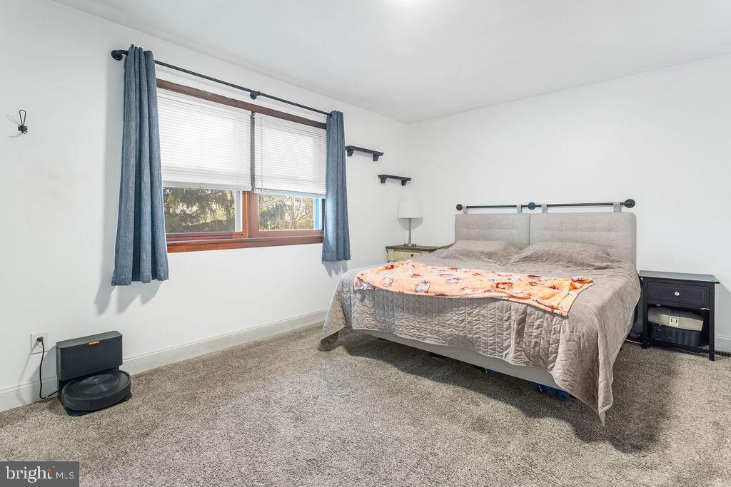 PLEASUREVILLE - Residential