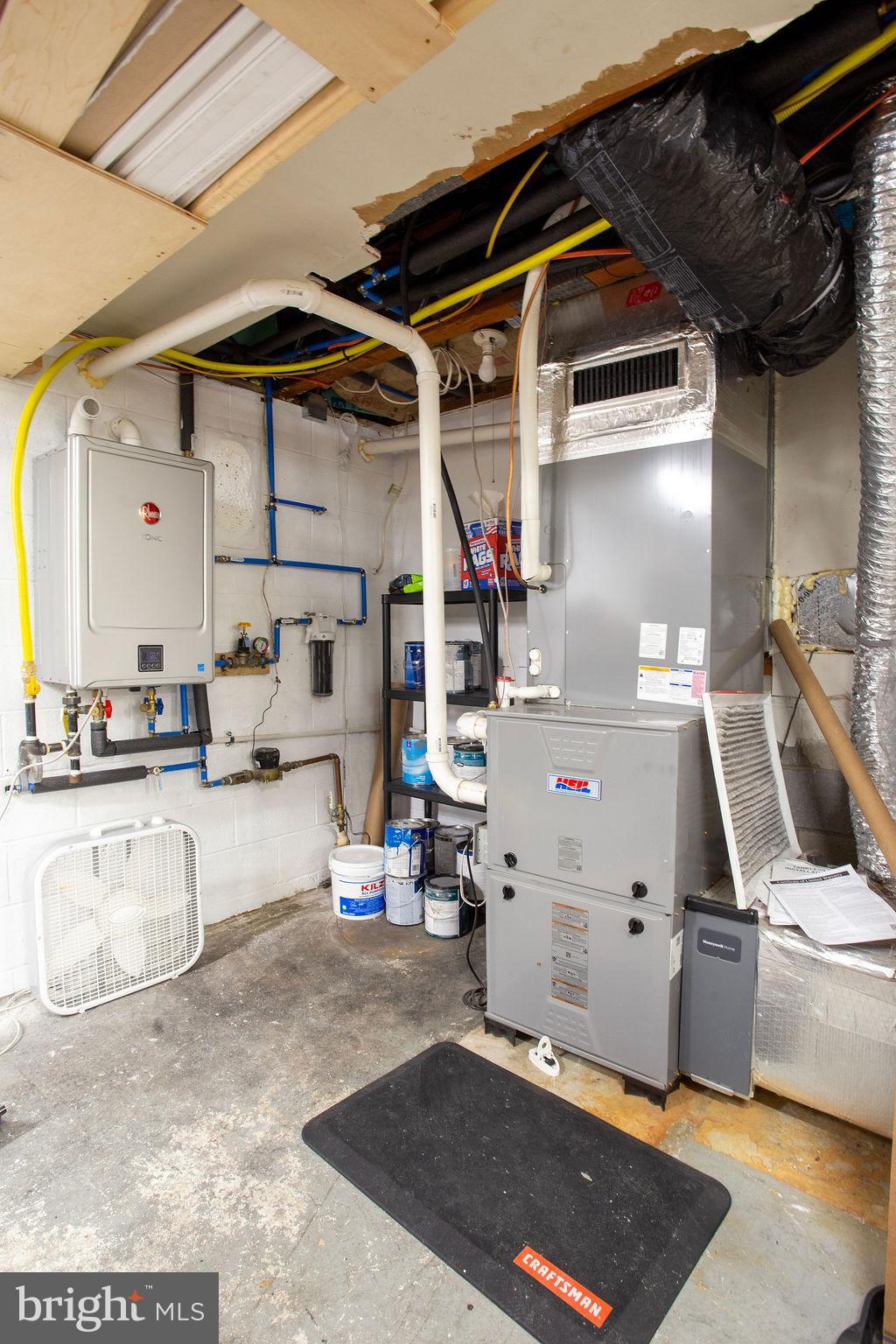 PLEASUREVILLE - Residential