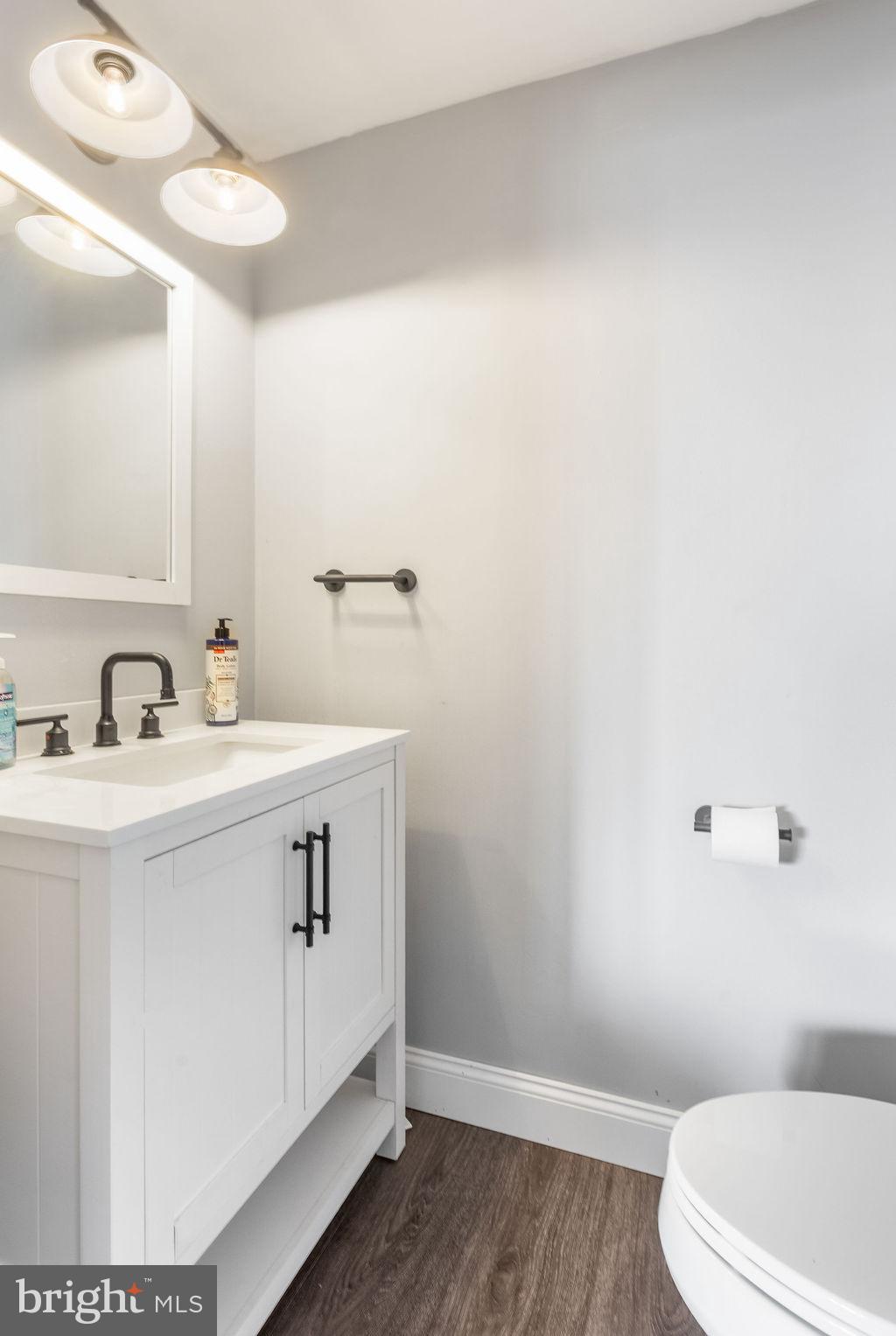 PLEASUREVILLE - Residential