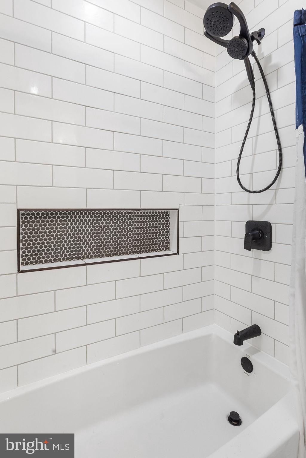 PLEASUREVILLE - Residential