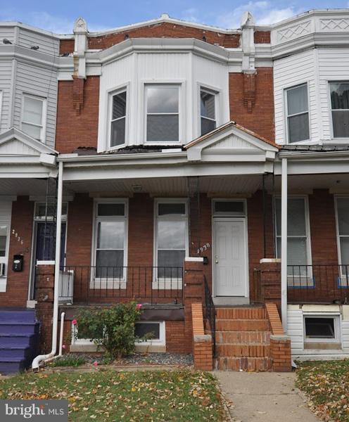 REAL ESTATE AUCTION ON SITE THUR. JUNE 22, 2017 AT 11:45 AM. List price is suggested opening bid only. $2,500 cashier's check deposit required to bid. Certified lead-free. Please contact listing broker's office for full terms, bidder pre-registration form and property details.