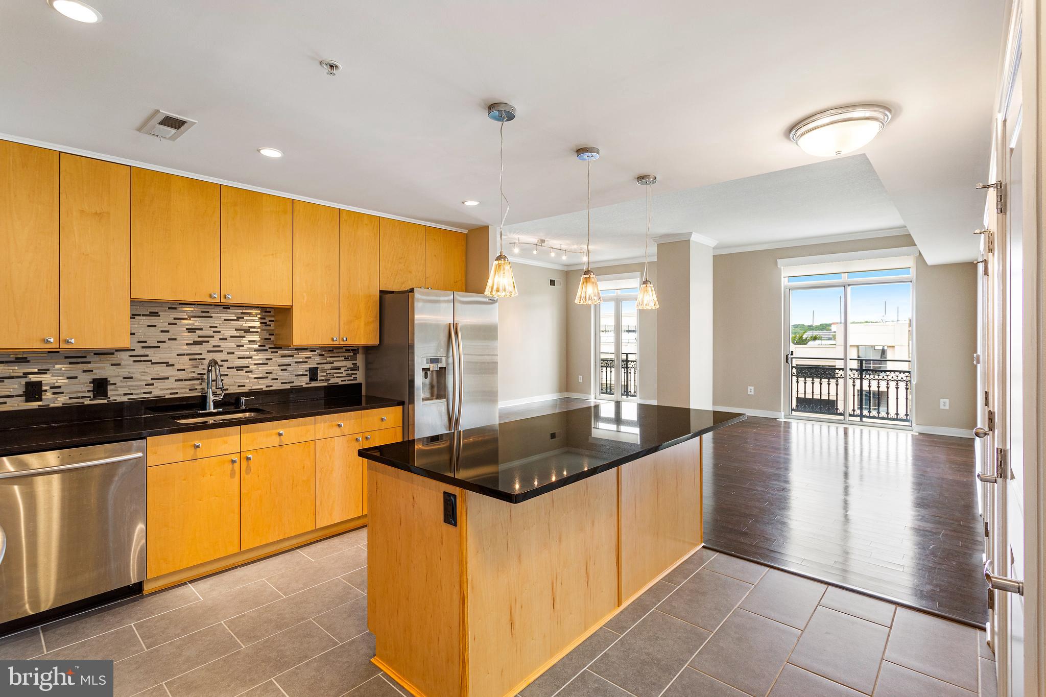 NATIONAL HARBOR - Residential Lease