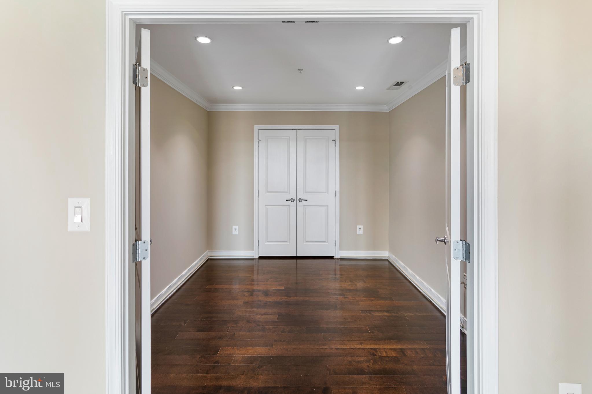 NATIONAL HARBOR - Residential Lease