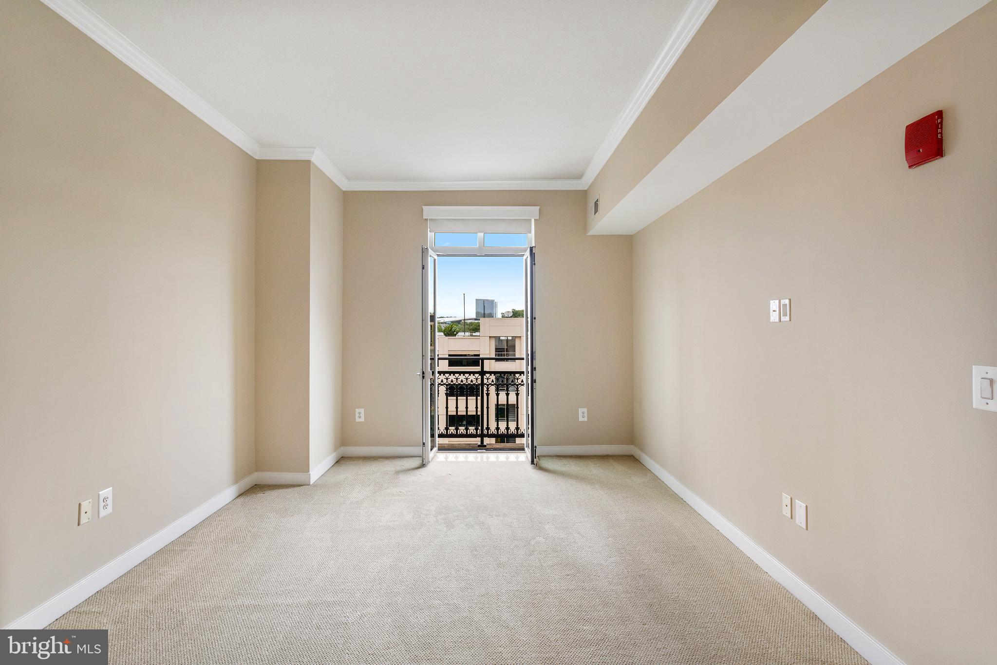 NATIONAL HARBOR - Residential Lease