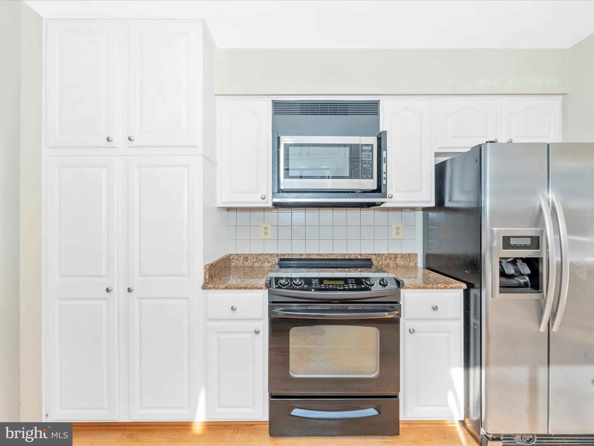 VALLEY HILL FARMS - Residential