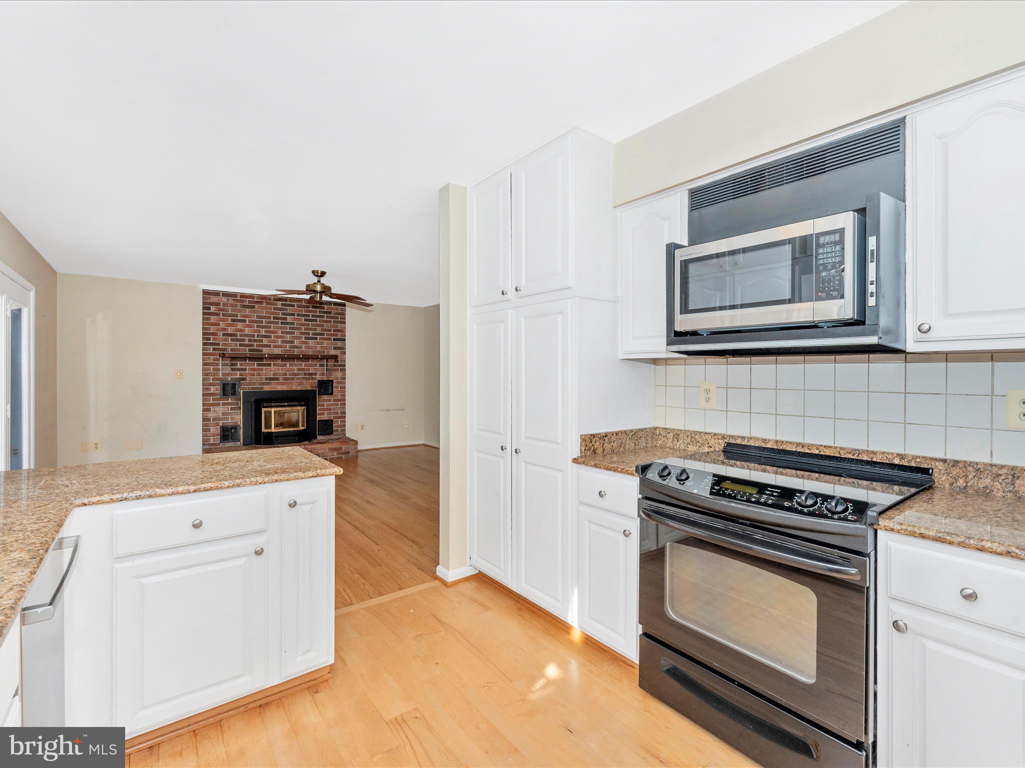 VALLEY HILL FARMS - Residential