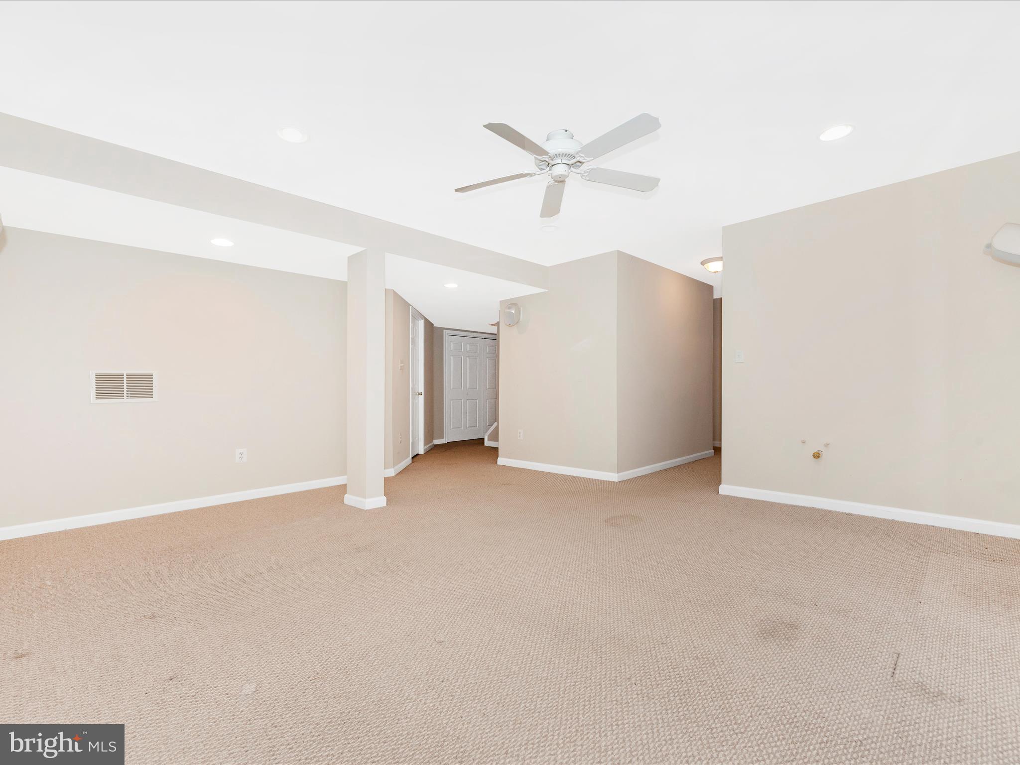 VALLEY HILL FARMS - Residential