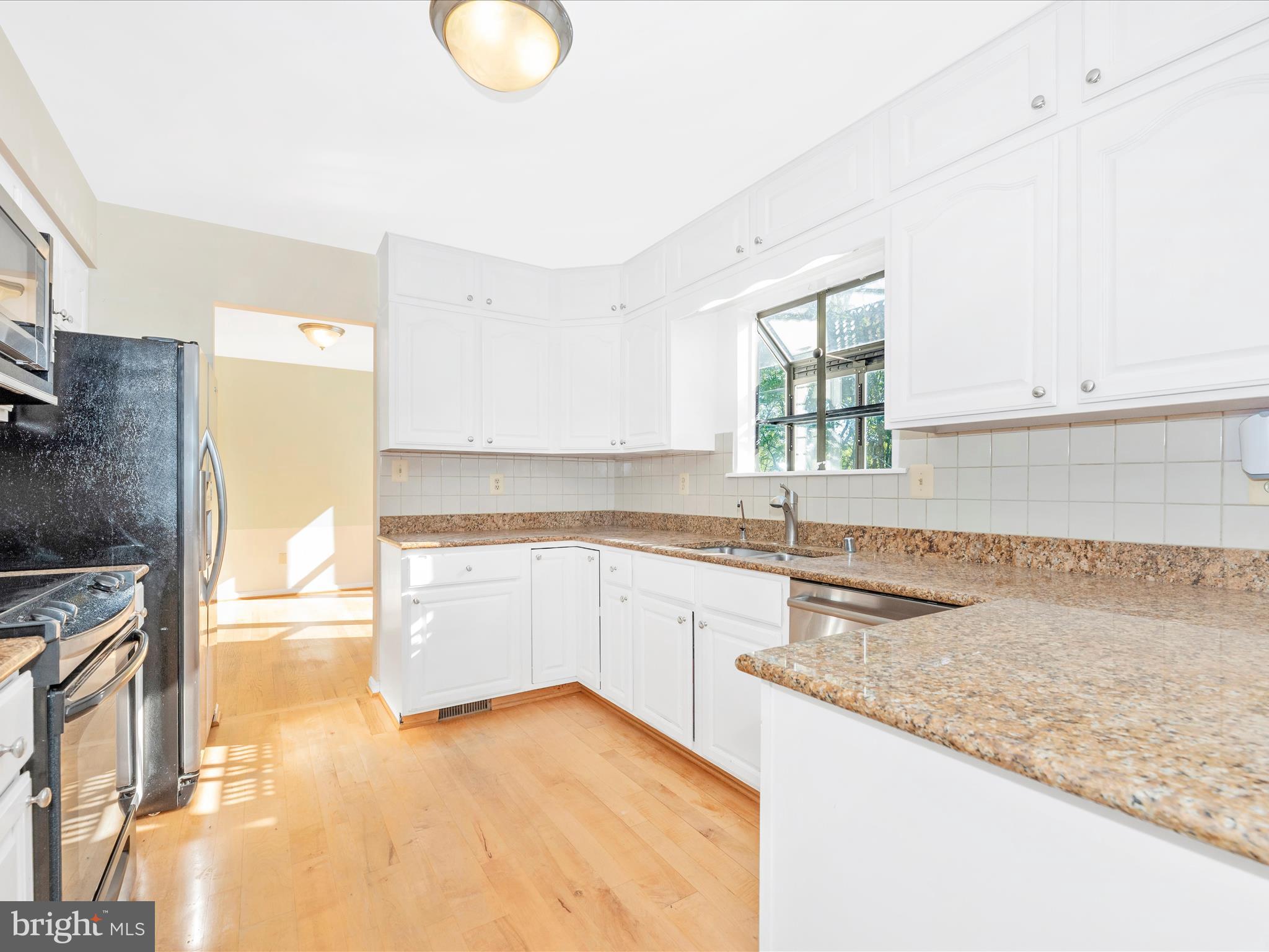 VALLEY HILL FARMS - Residential