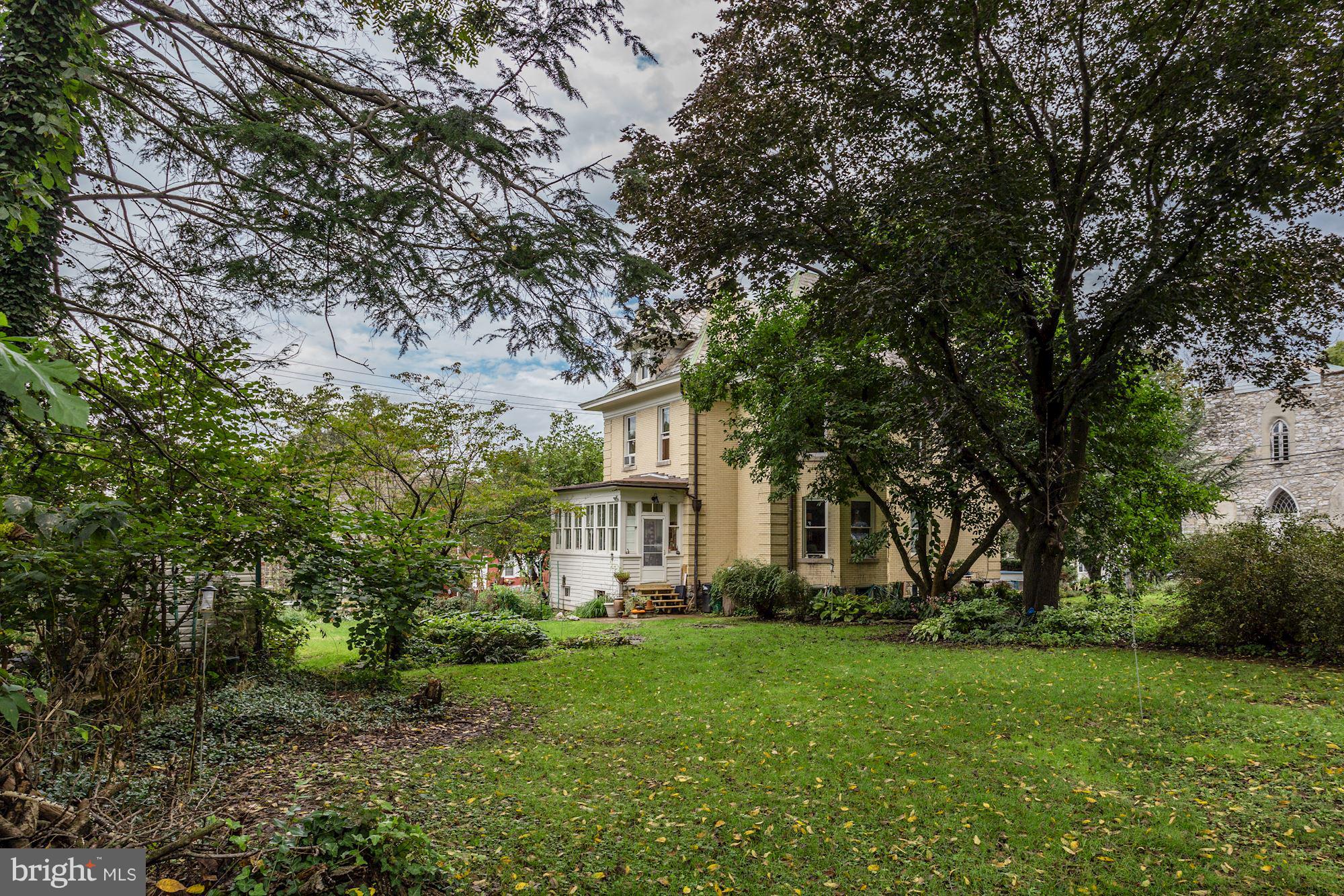 SHEPHERDSTOWN - Residential