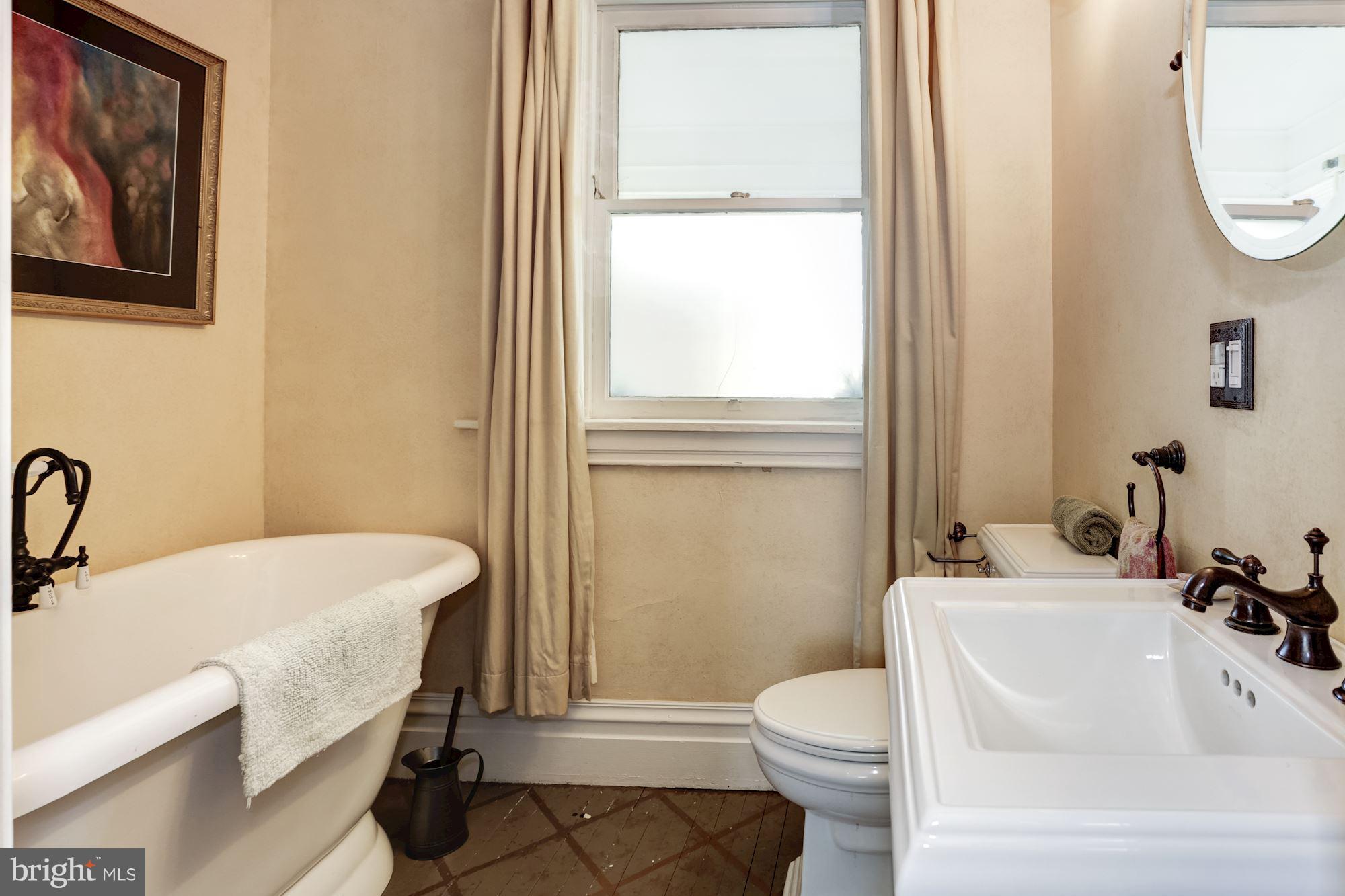 SHEPHERDSTOWN - Residential