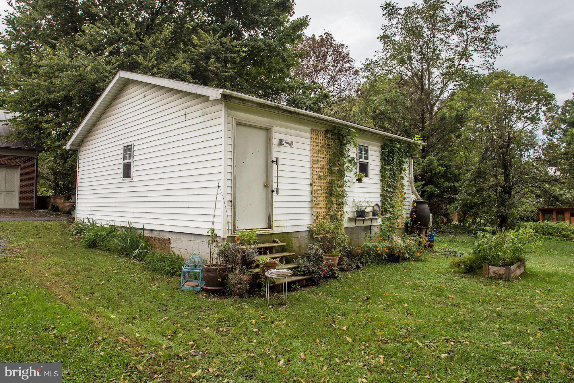 SHEPHERDSTOWN - Residential