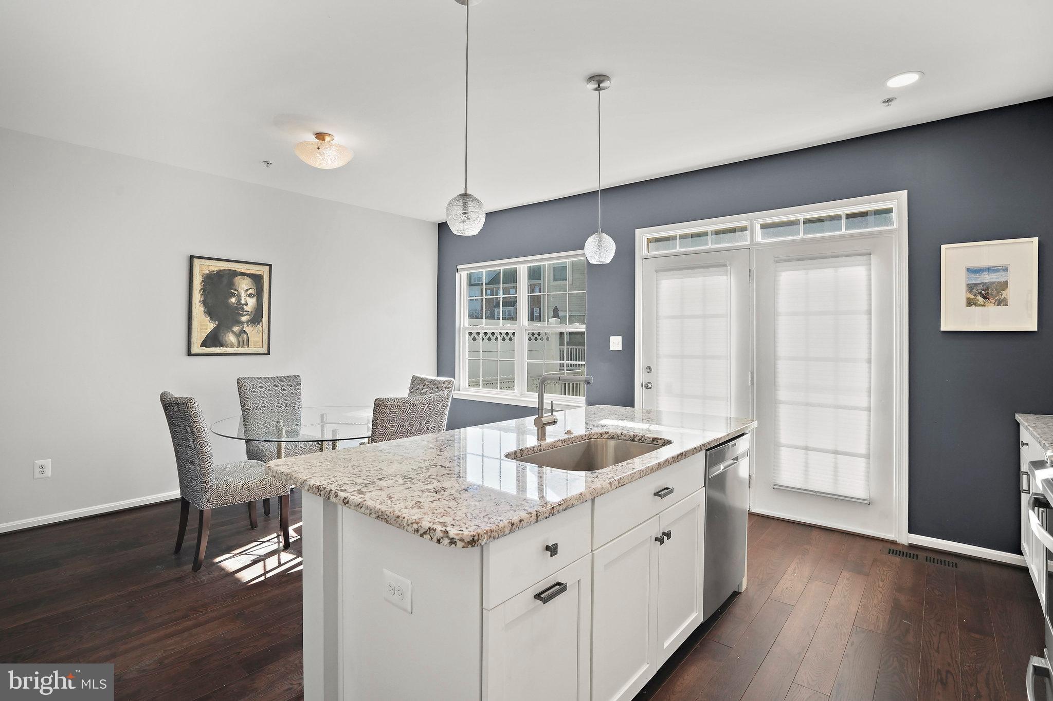 THE CRESCENT AT CHERRY LANE - Residential