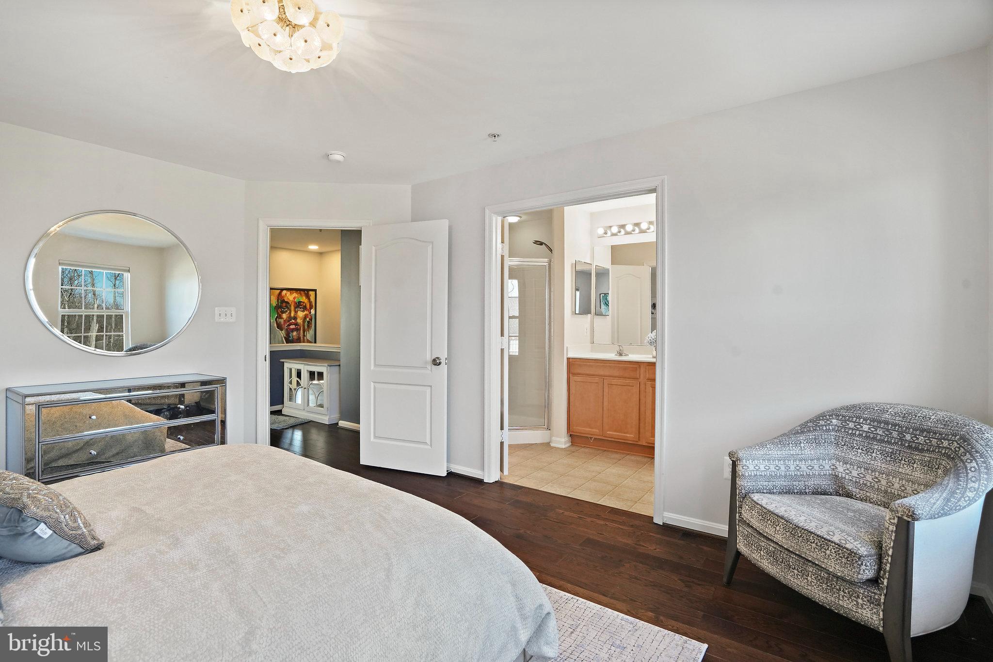 THE CRESCENT AT CHERRY LANE - Residential