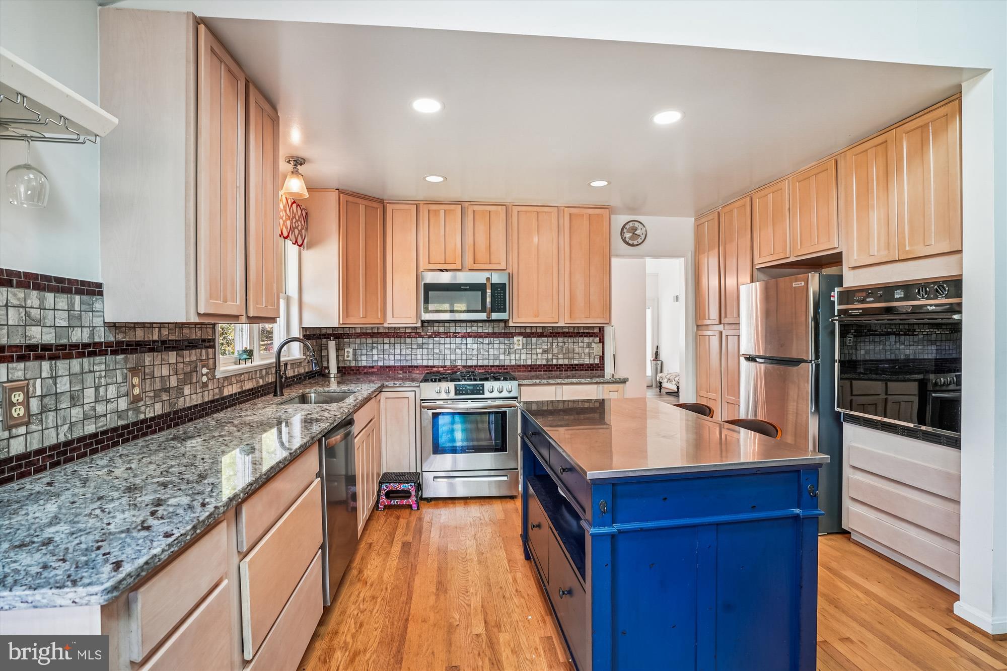 DEVONSHIRE - Residential