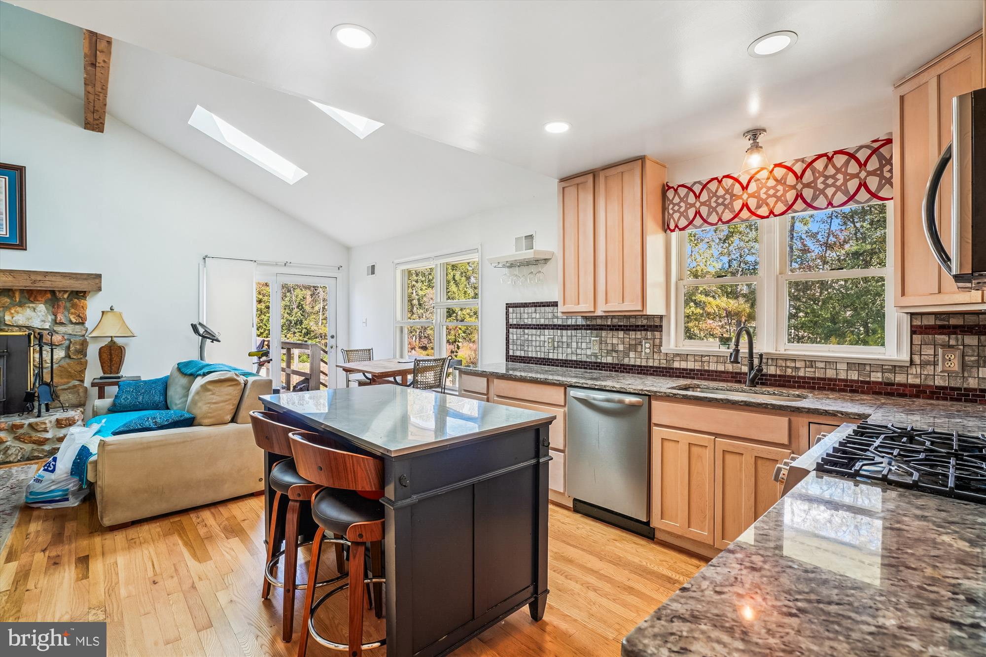 DEVONSHIRE - Residential