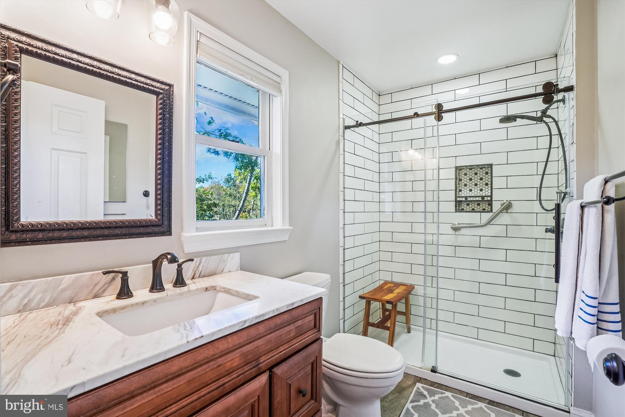 DEVONSHIRE - Residential