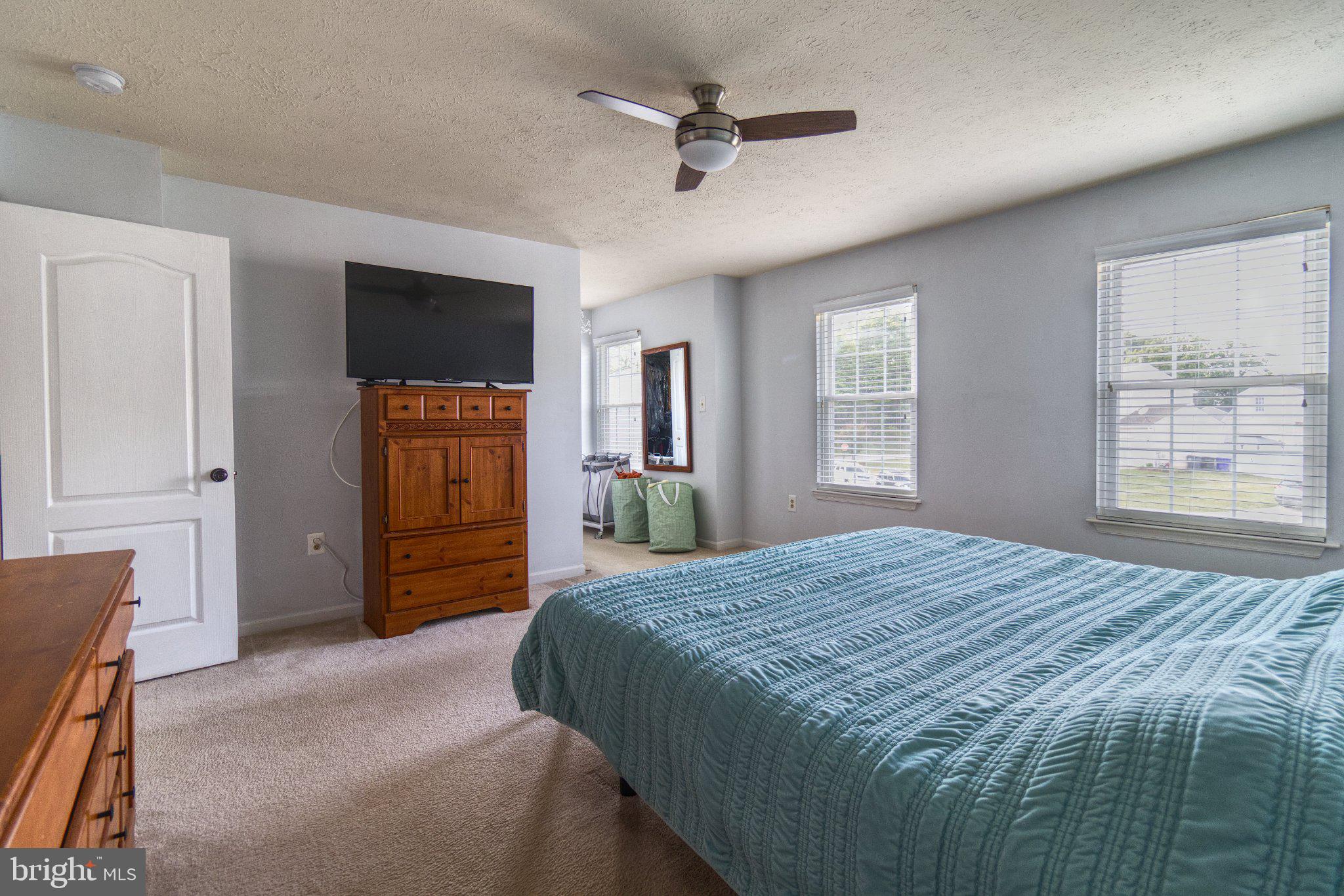 SOUTH HAMPTON - Residential