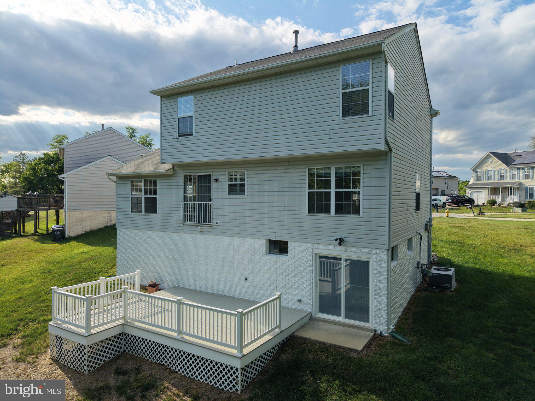 SOUTH HAMPTON - Residential