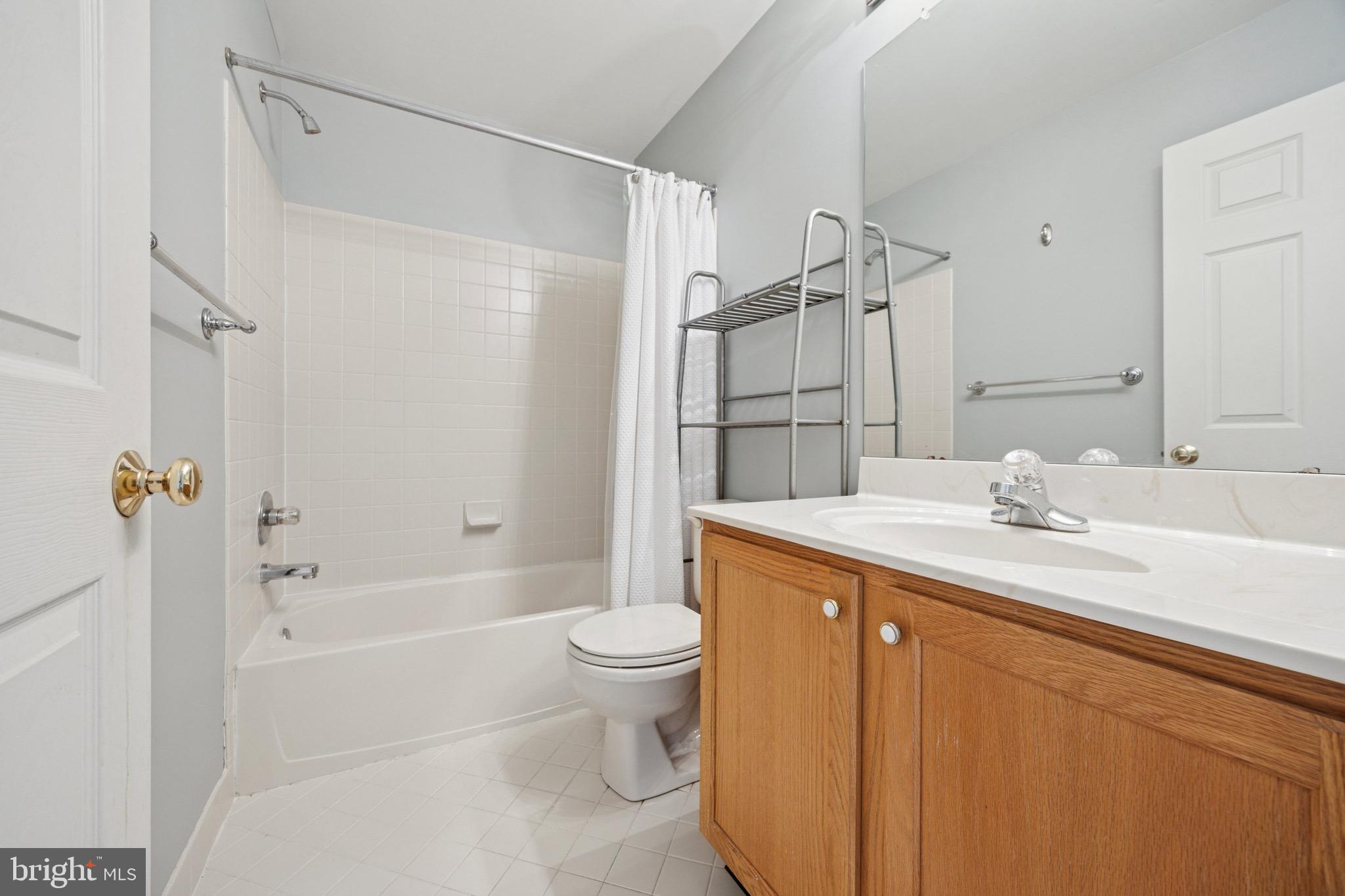 WARWICK GREENE - Residential