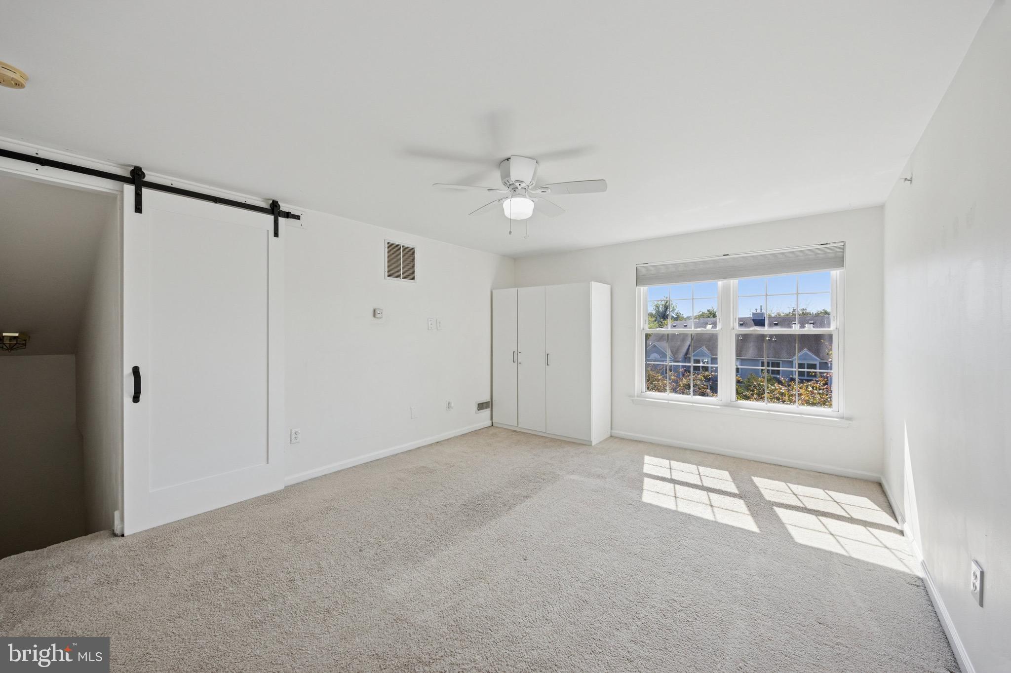 WARWICK GREENE - Residential