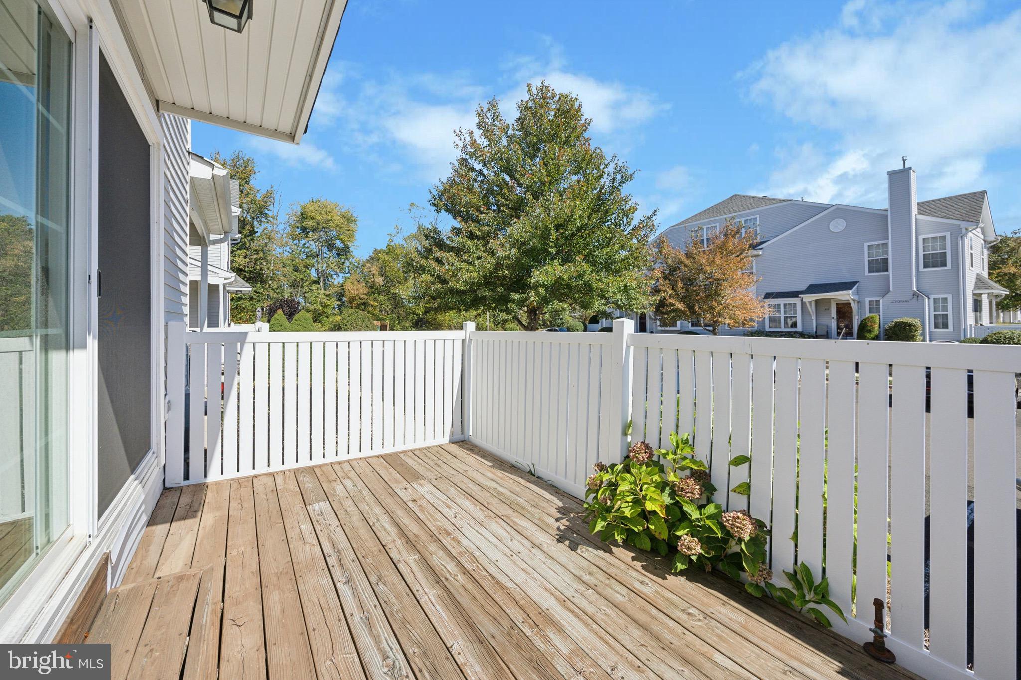 WARWICK GREENE - Residential