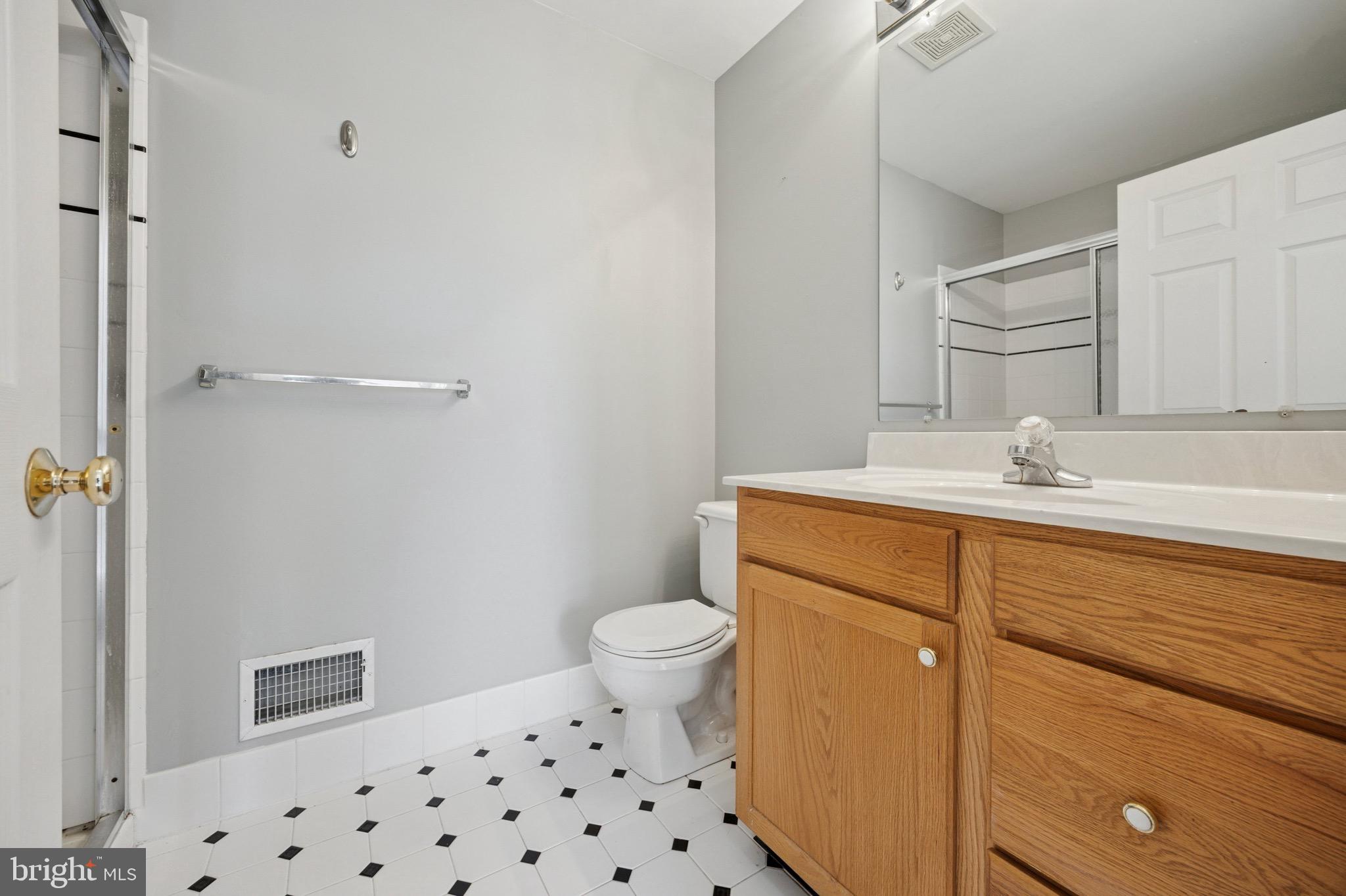 WARWICK GREENE - Residential