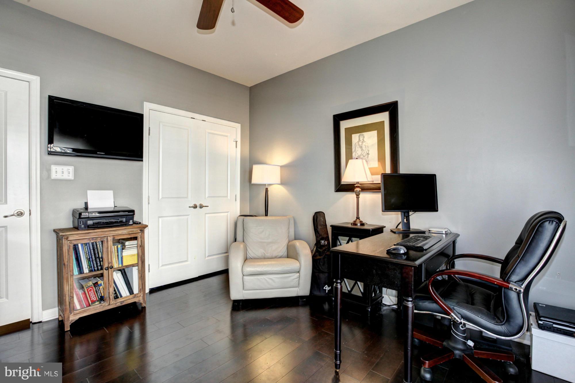 PARKLANDS AT WATKINS MILL - Residential