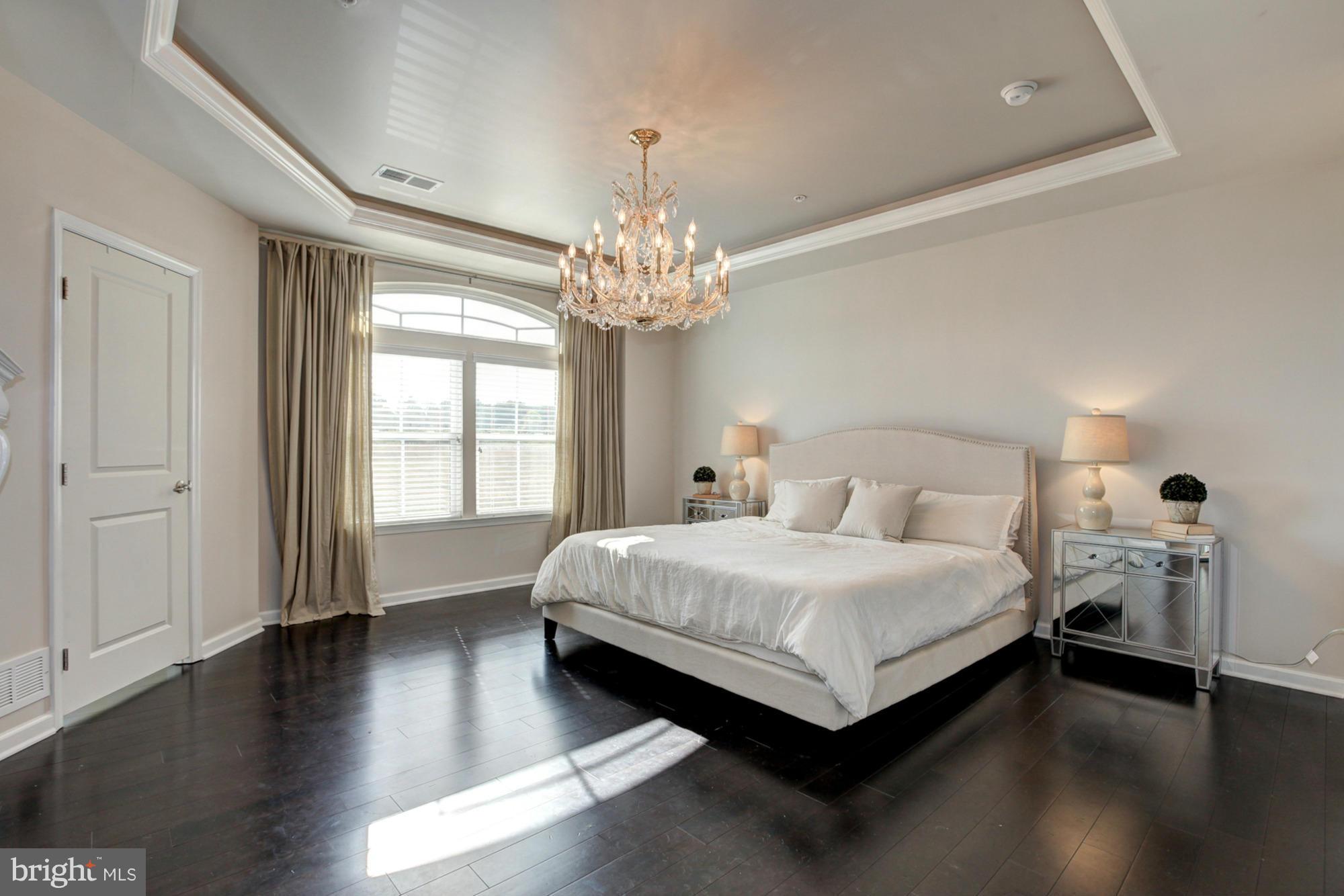 PARKLANDS AT WATKINS MILL - Residential