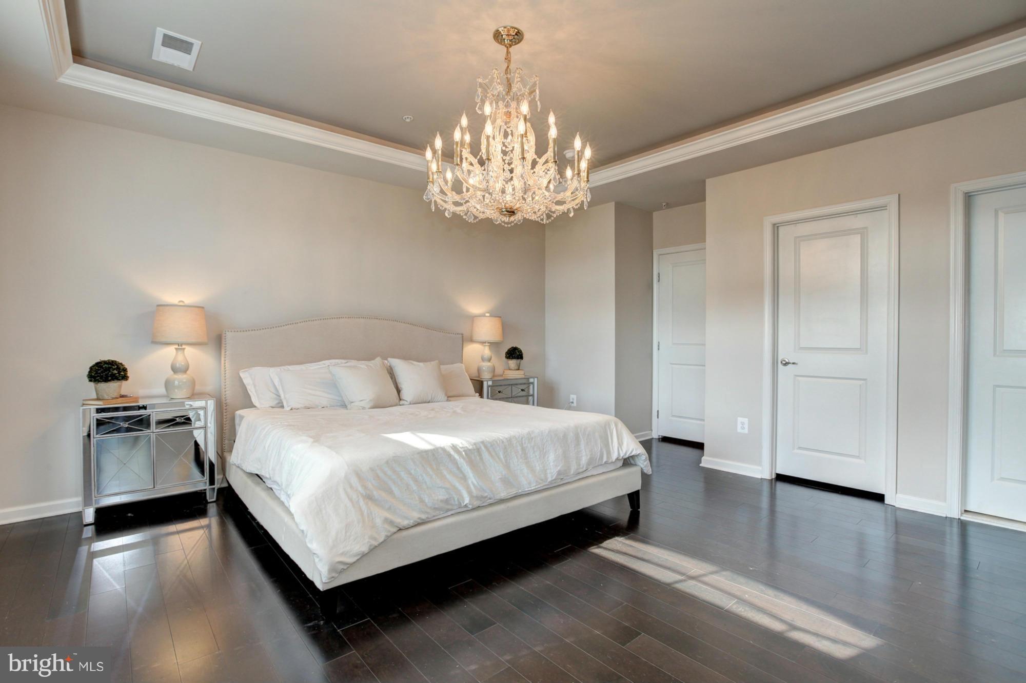 PARKLANDS AT WATKINS MILL - Residential