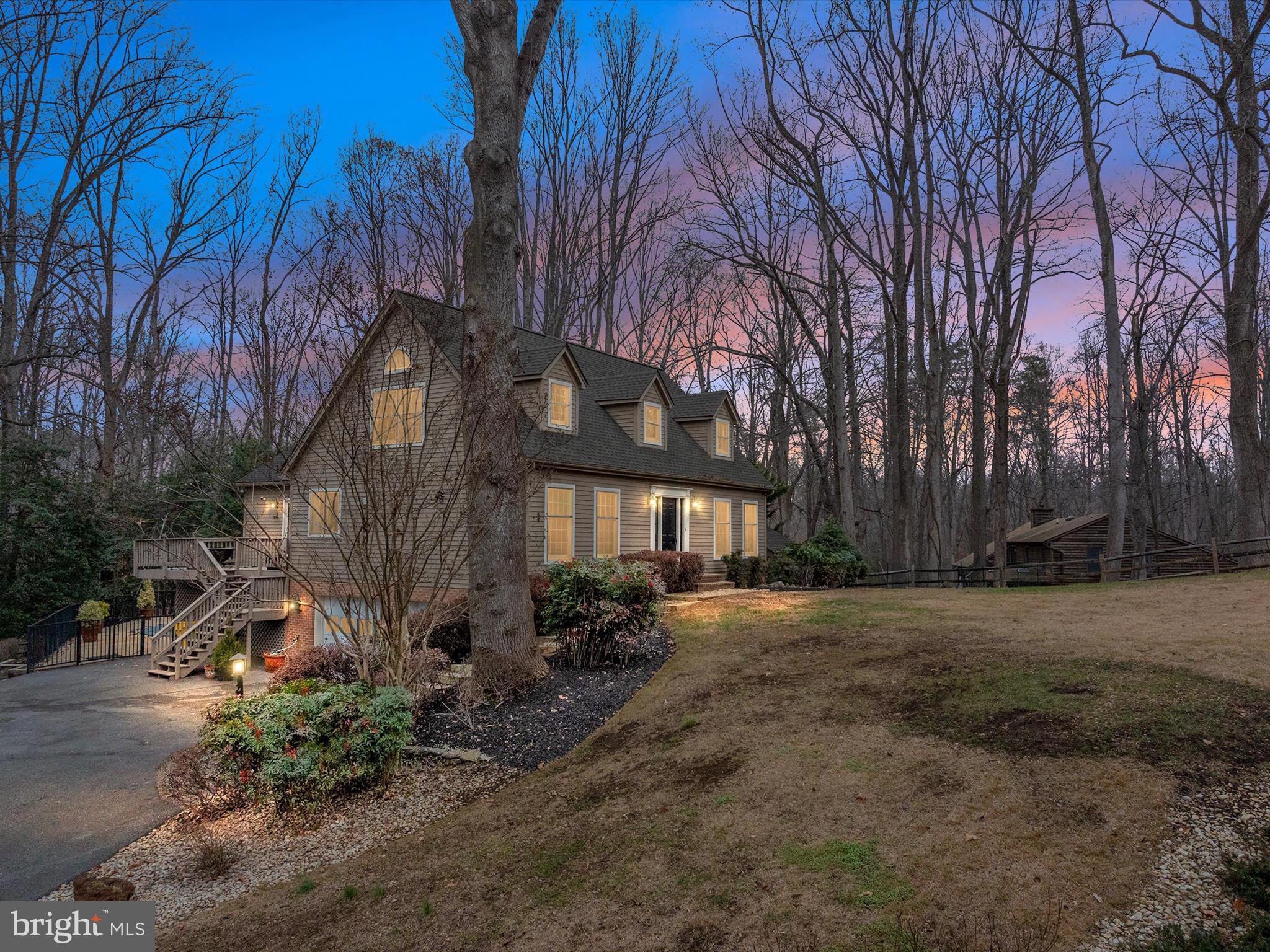 NORTH RIVER FOREST - Residential