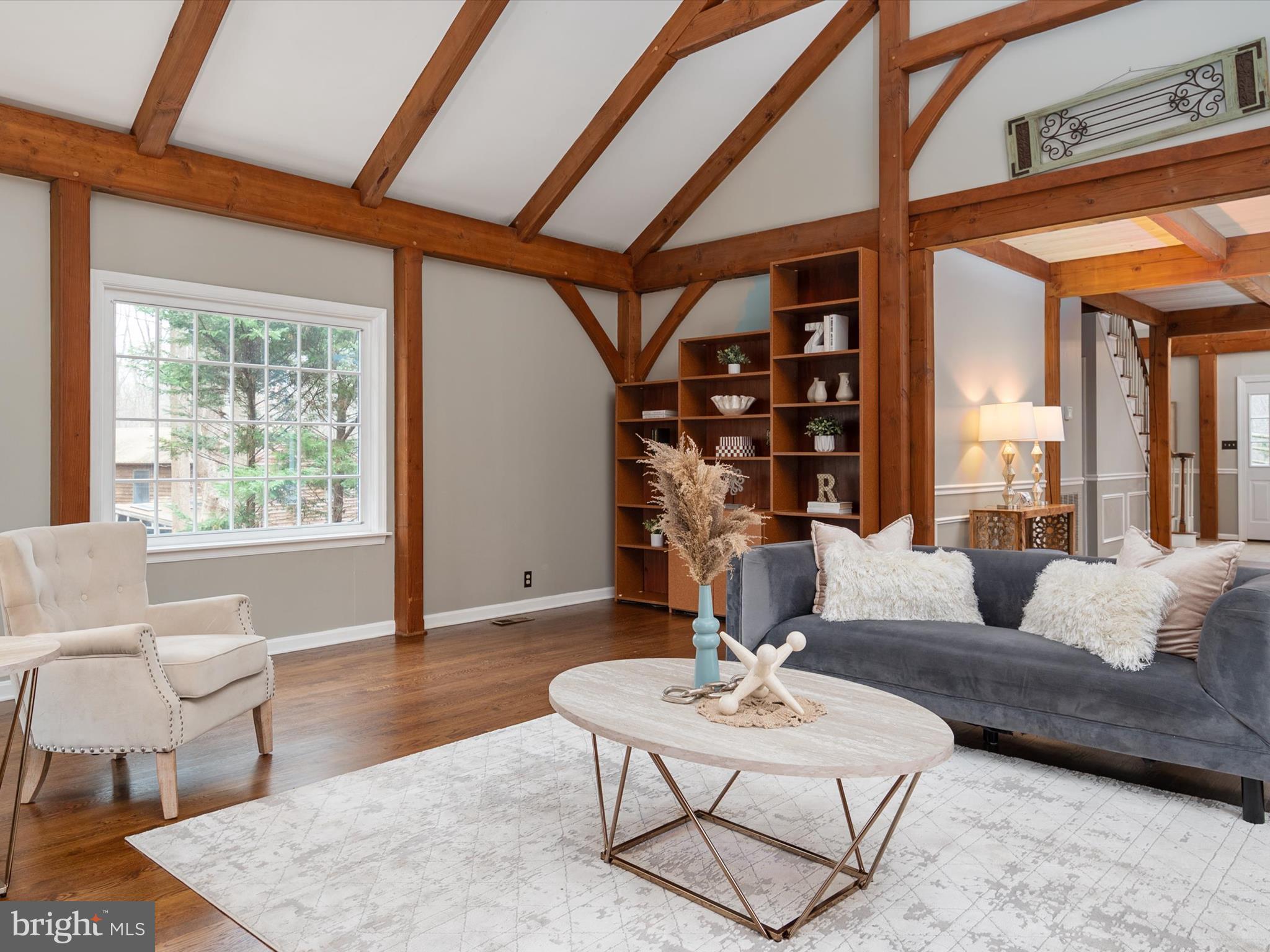 NORTH RIVER FOREST - Residential