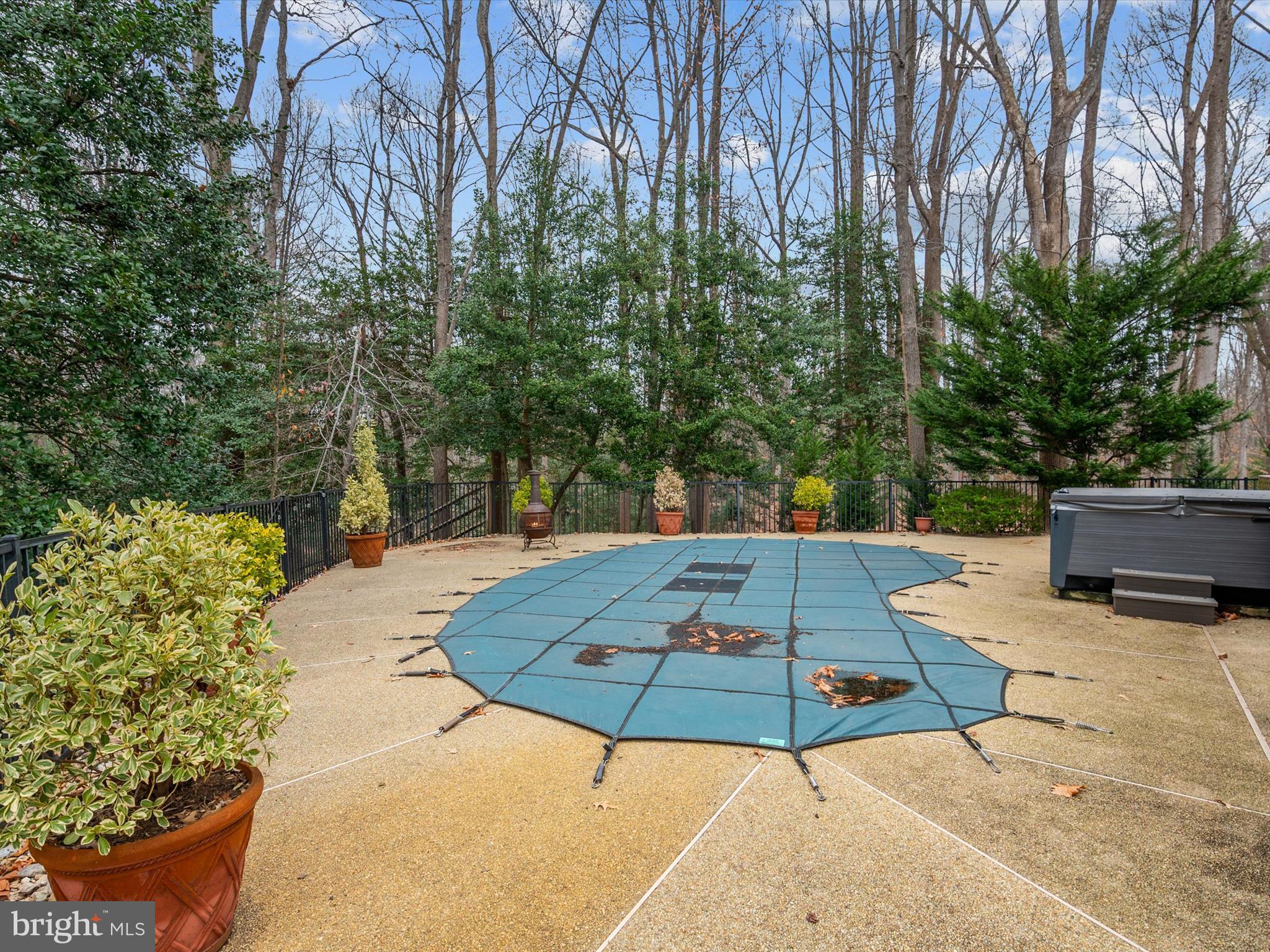 NORTH RIVER FOREST - Residential