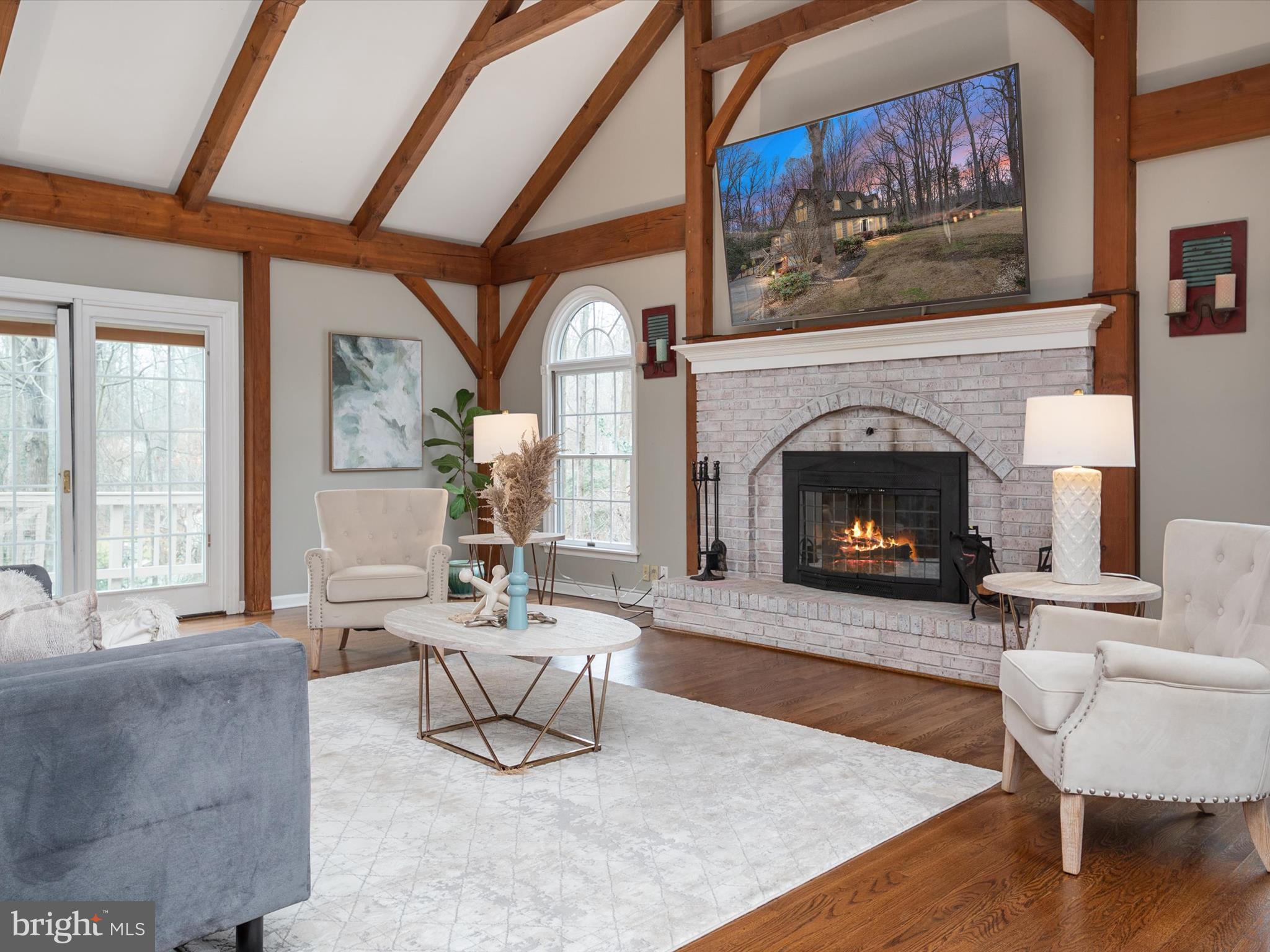 NORTH RIVER FOREST - Residential