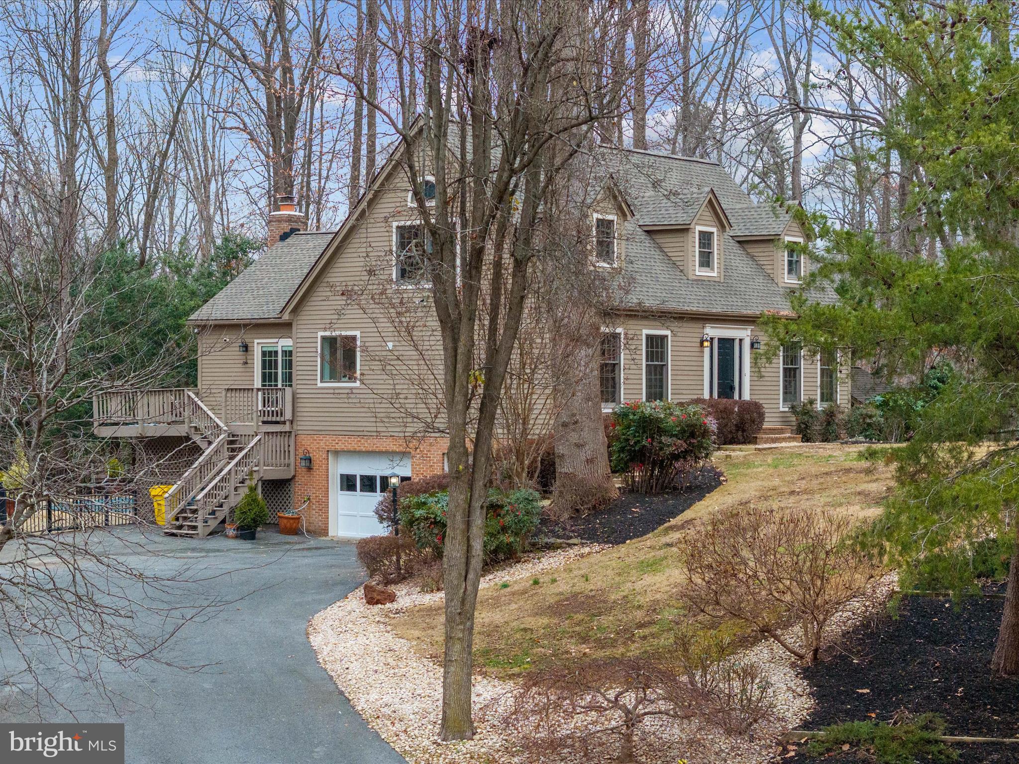 NORTH RIVER FOREST - Residential