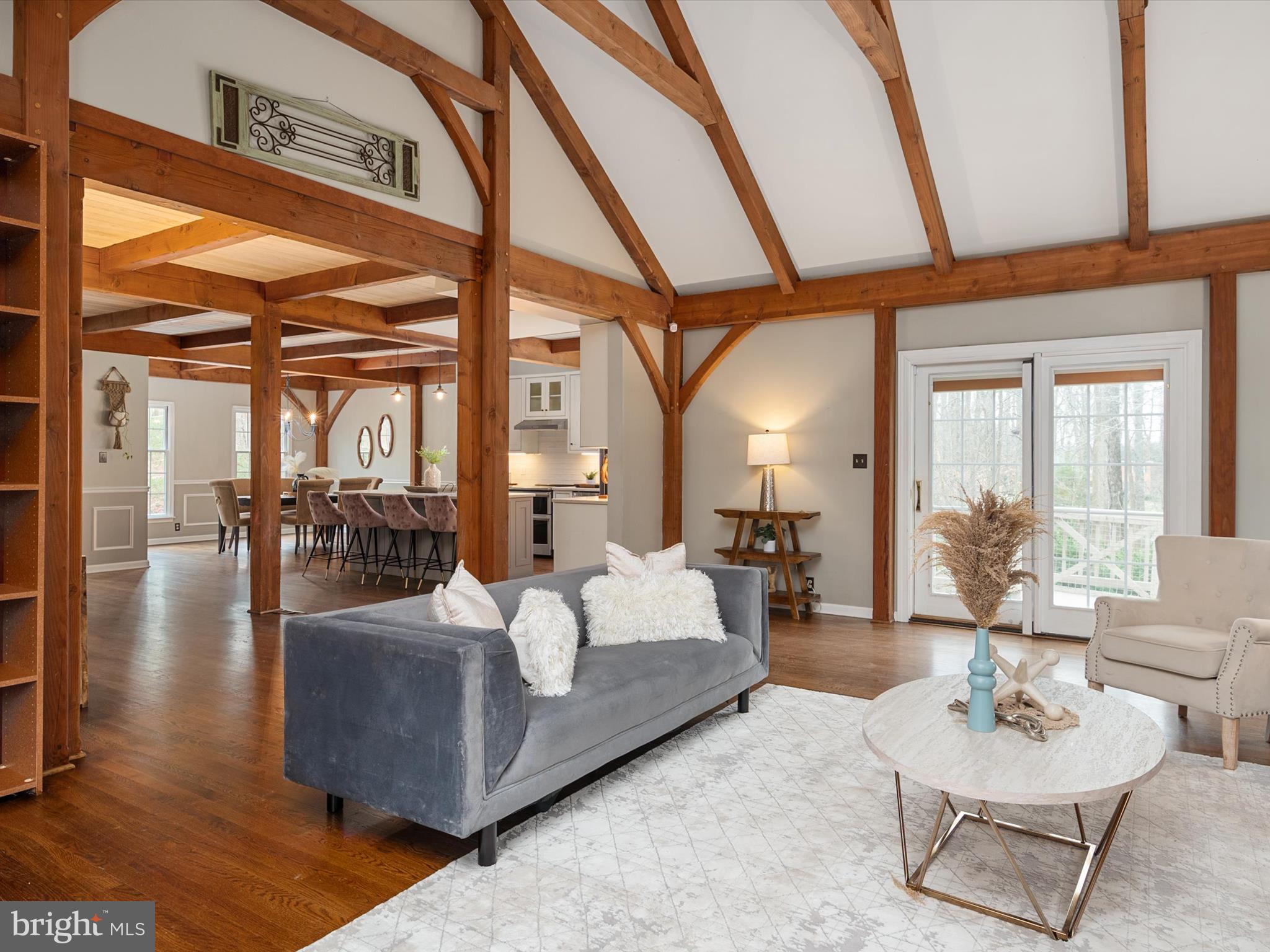 NORTH RIVER FOREST - Residential