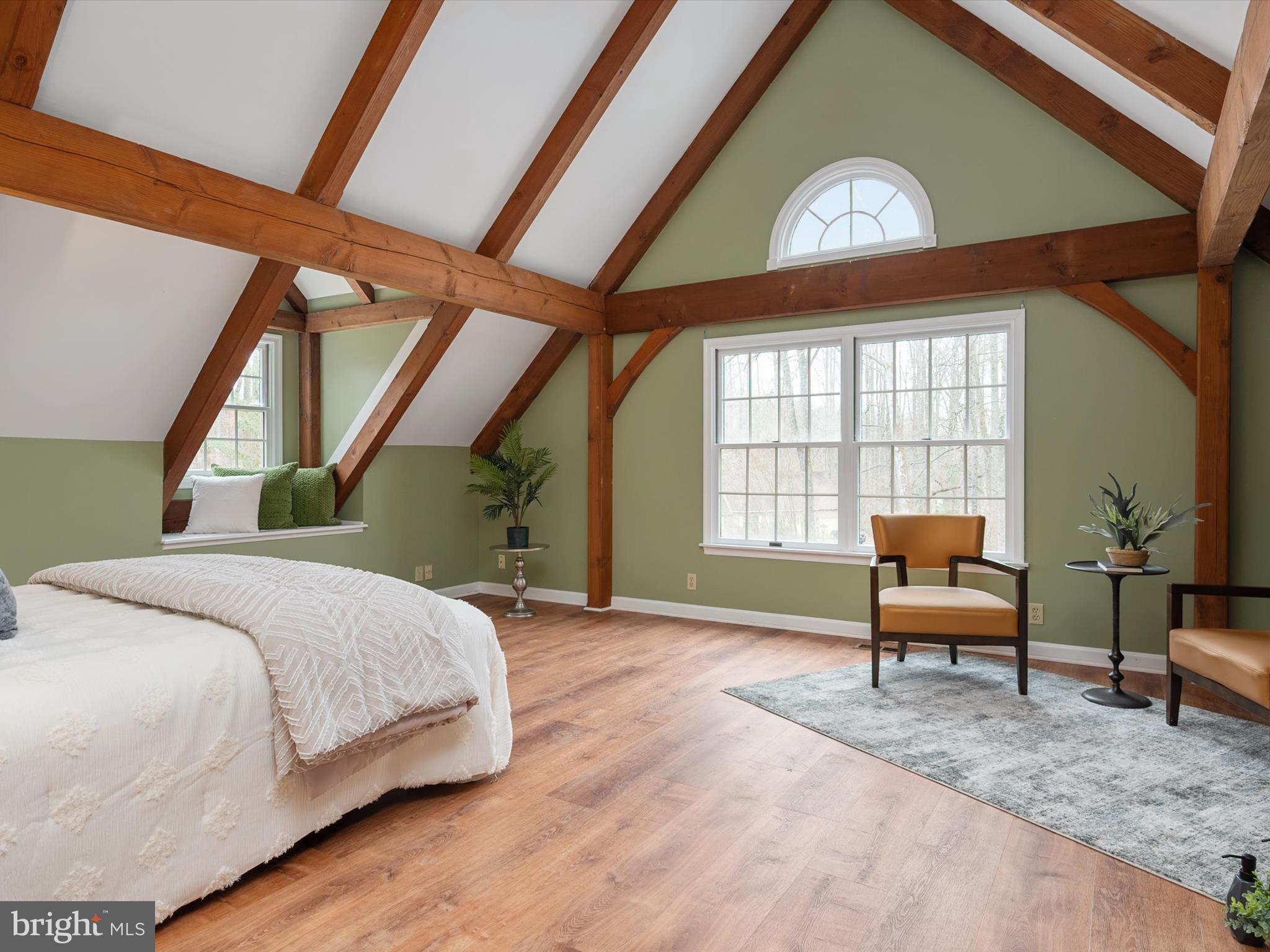 NORTH RIVER FOREST - Residential