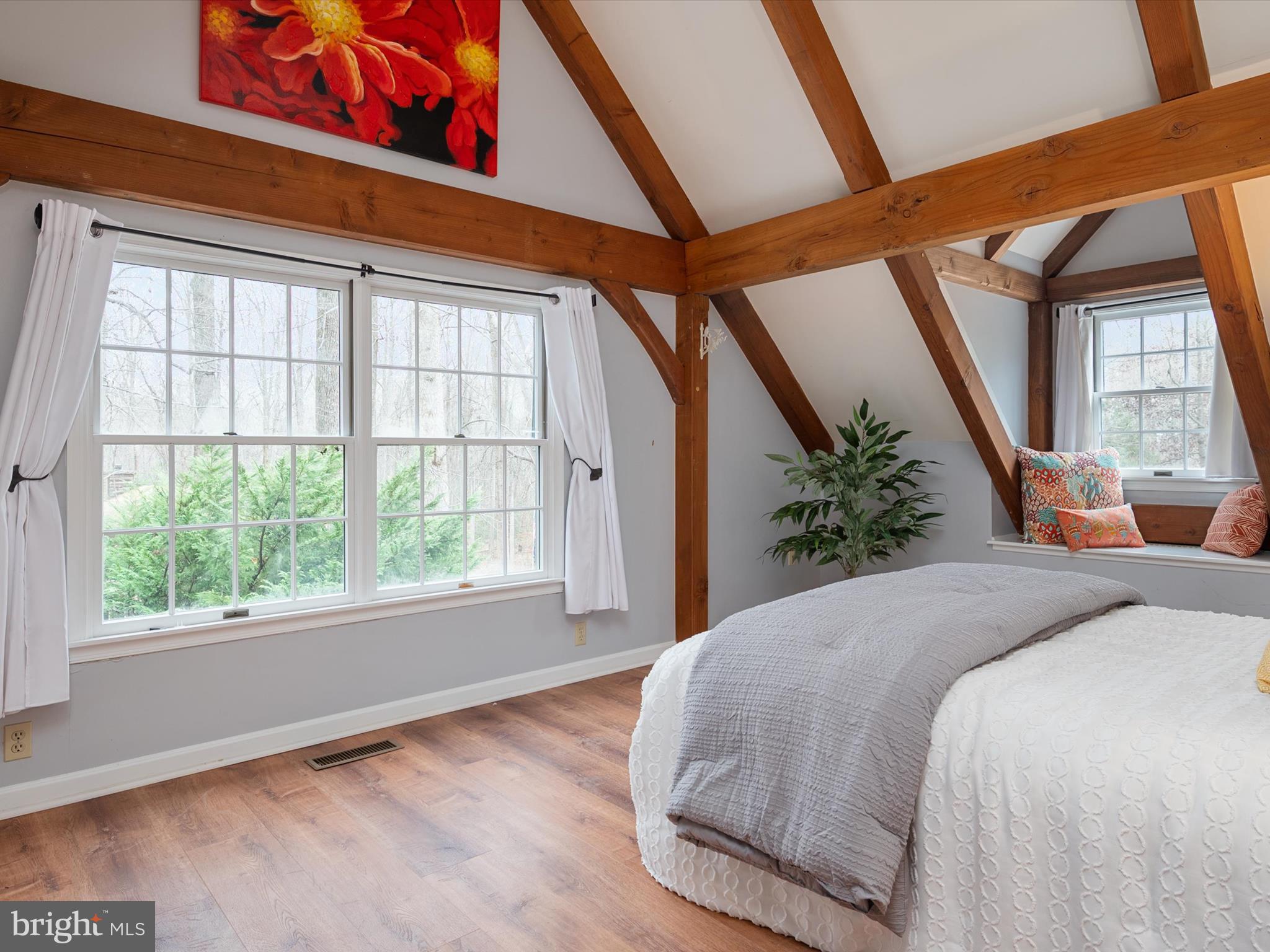 NORTH RIVER FOREST - Residential