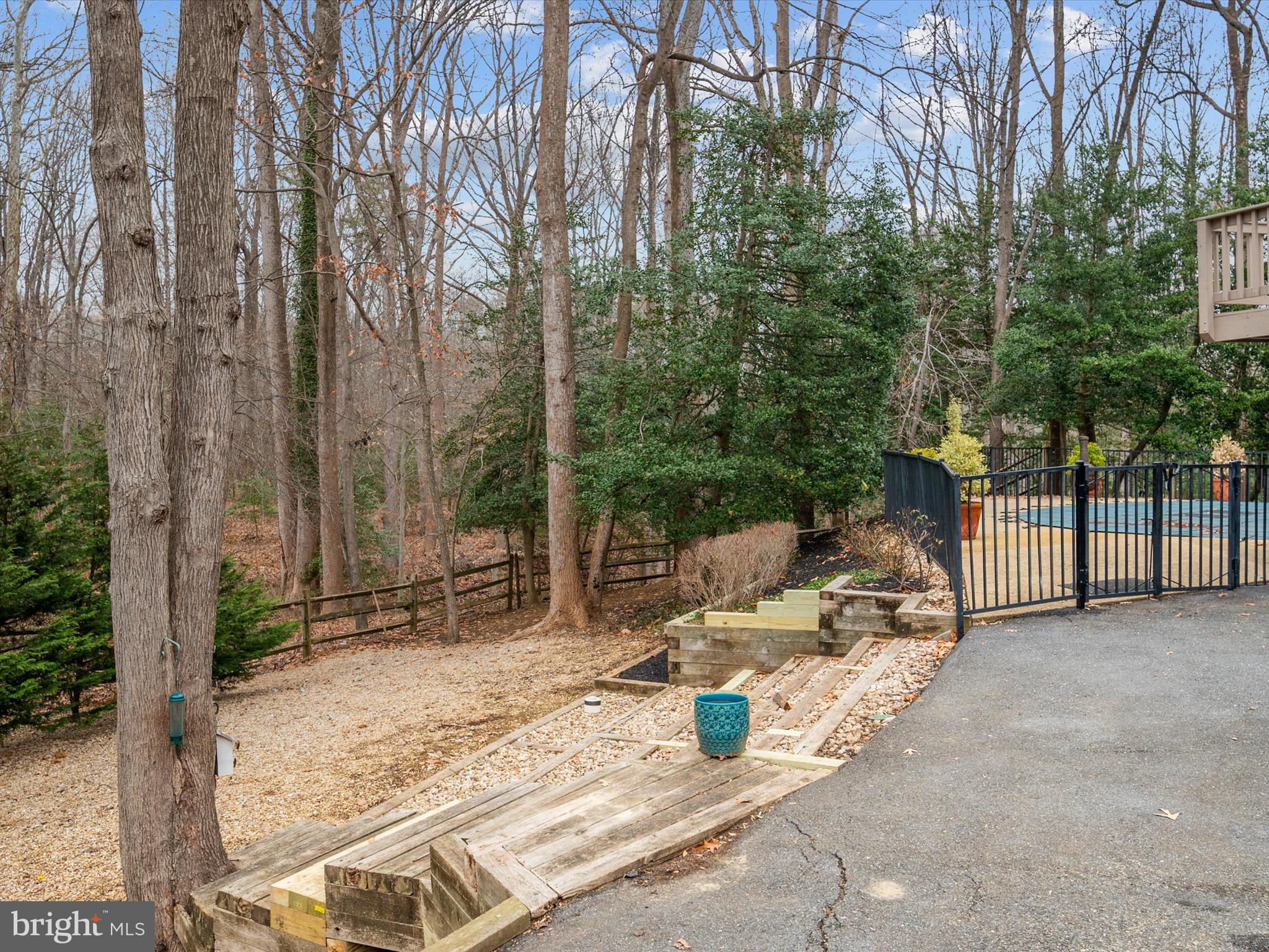 NORTH RIVER FOREST - Residential