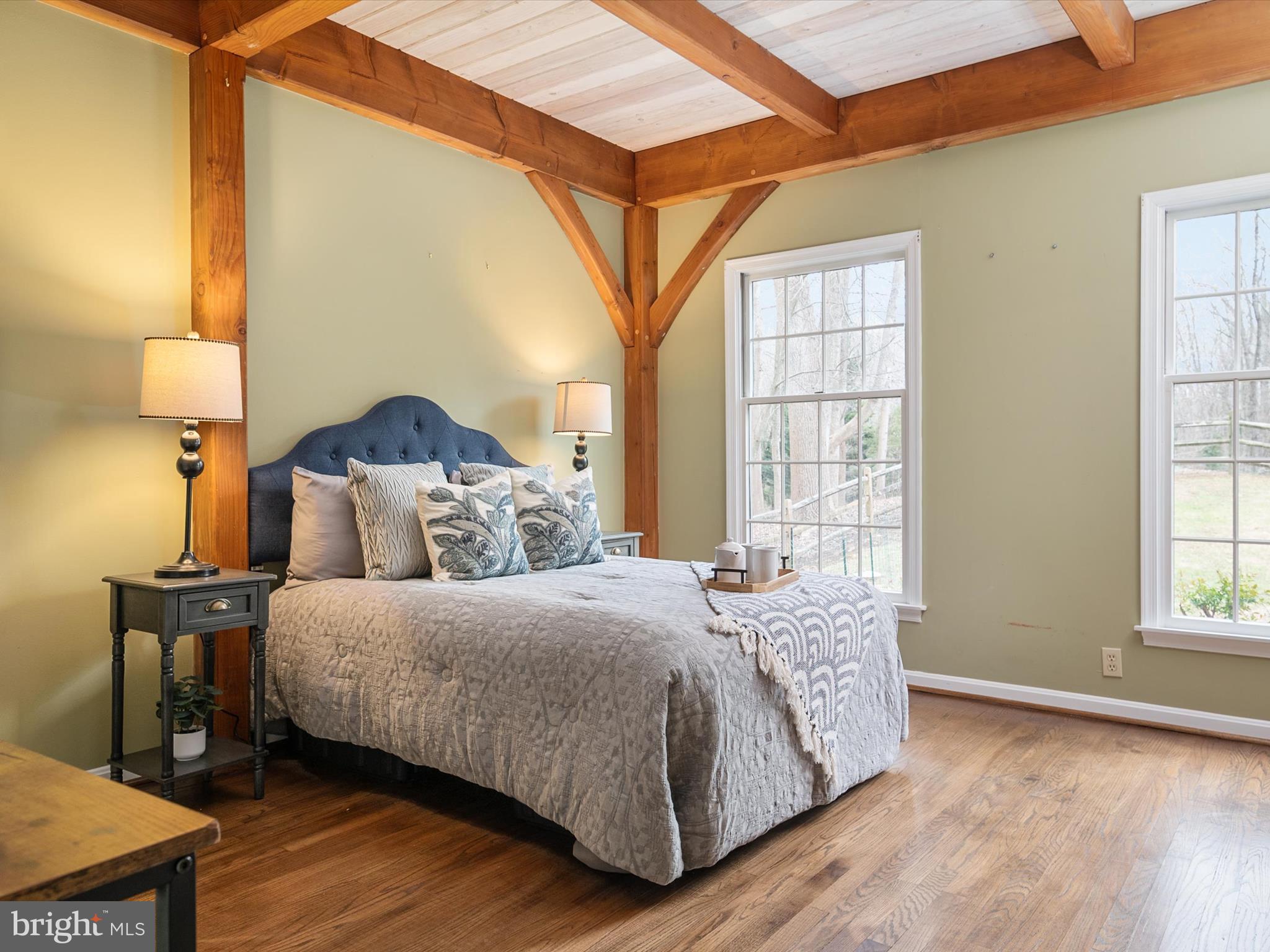 NORTH RIVER FOREST - Residential