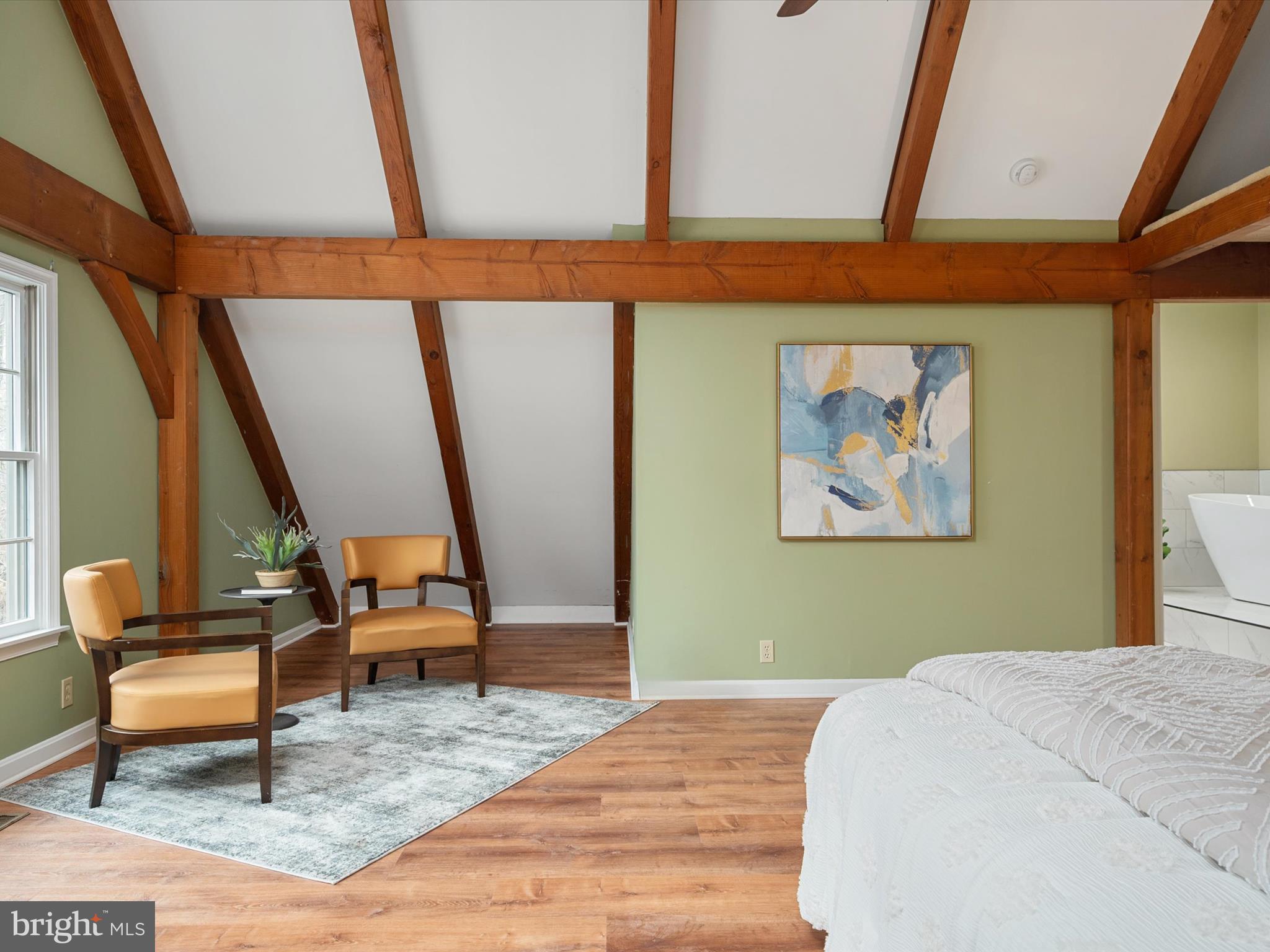 NORTH RIVER FOREST - Residential