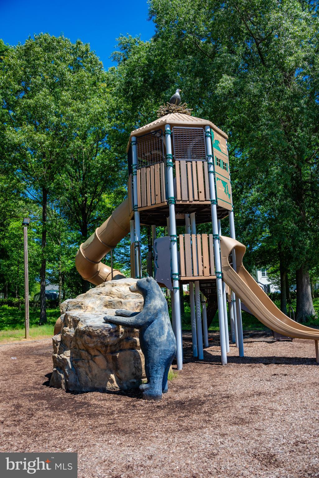 ST CHARLES HAMPSHIRE - Residential