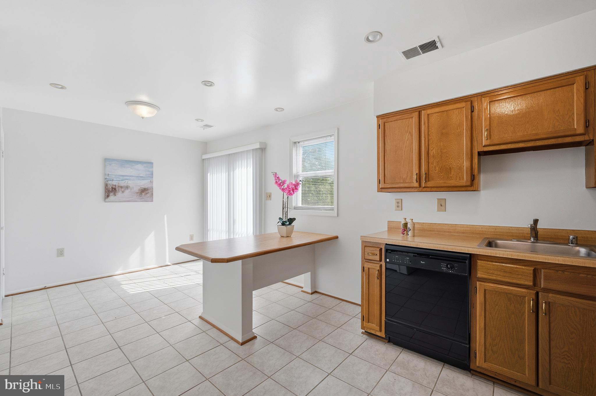 CHERRYWOOD CONDO - Residential