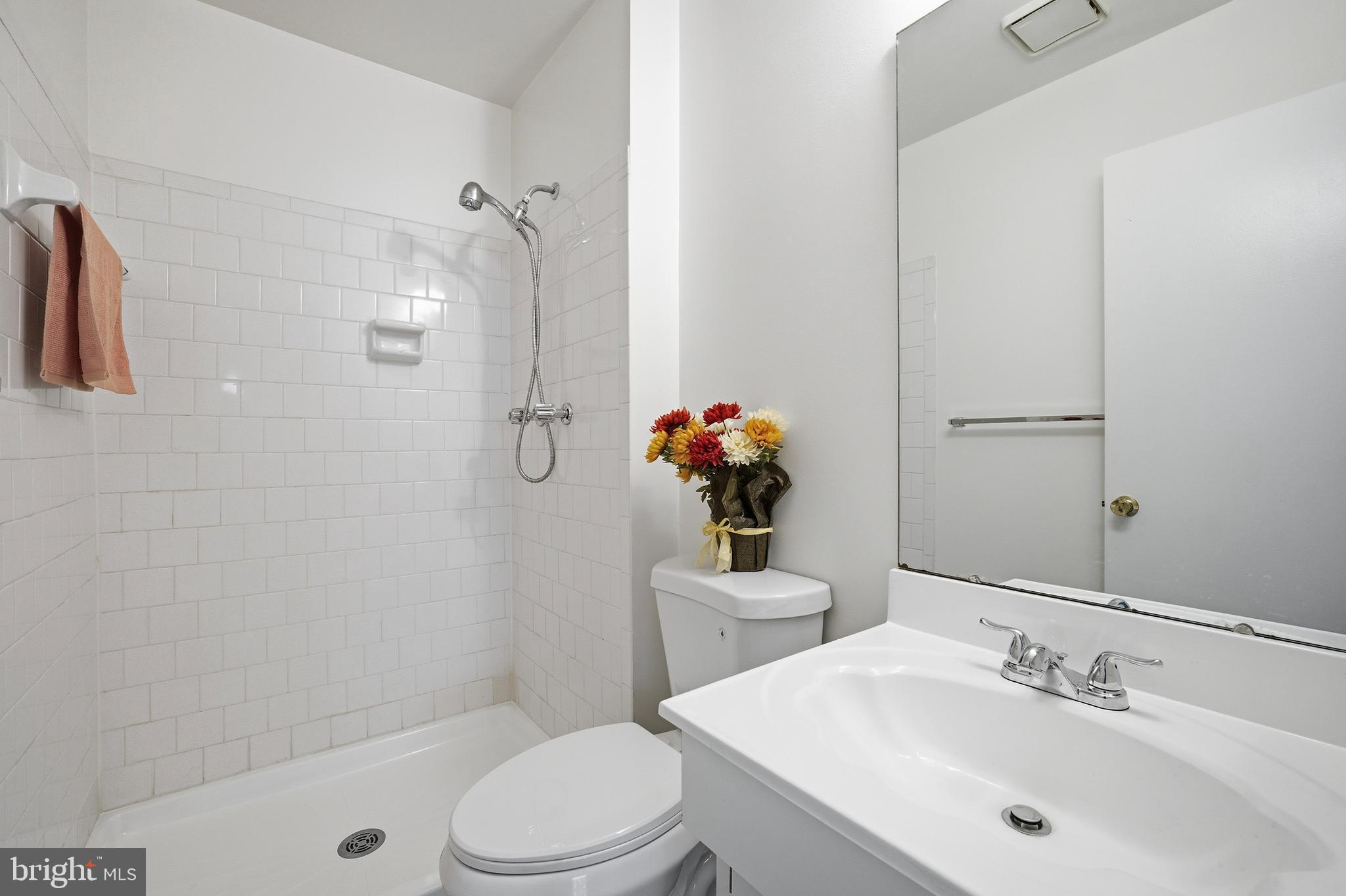 CHERRYWOOD CONDO - Residential