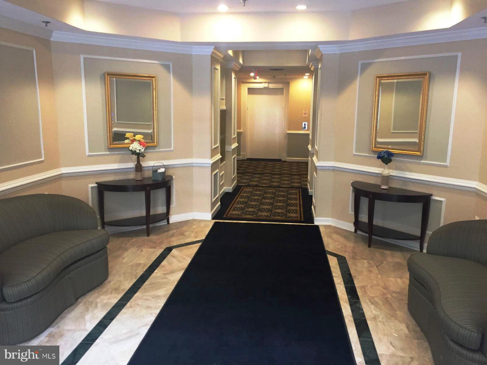 COURTHOUSE HILL - Residential