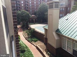 COURTHOUSE HILL - Residential