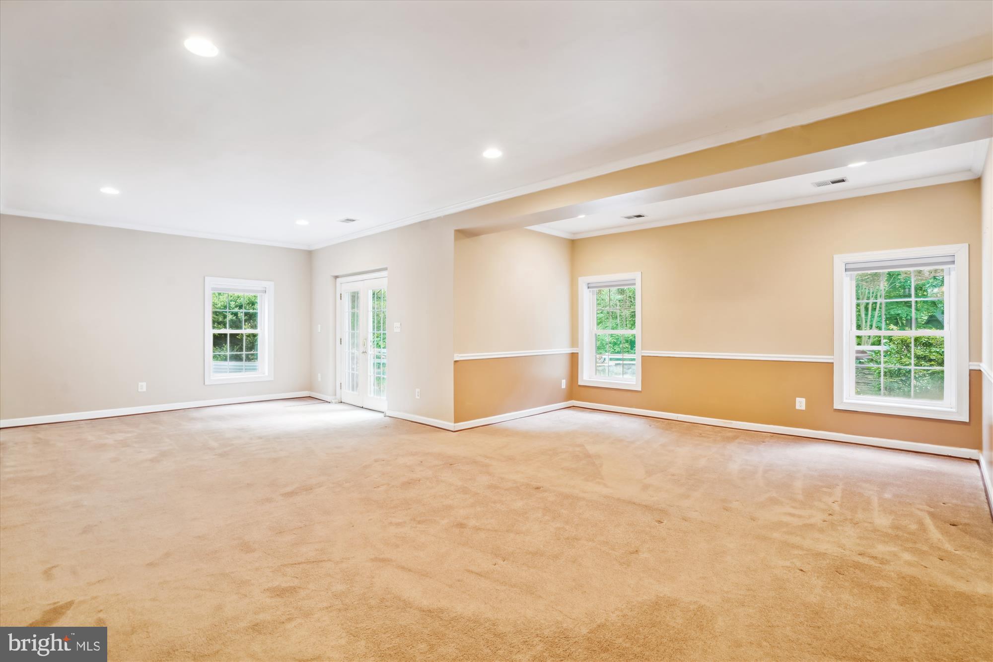 PRESIDENTIAL HILLS - Residential