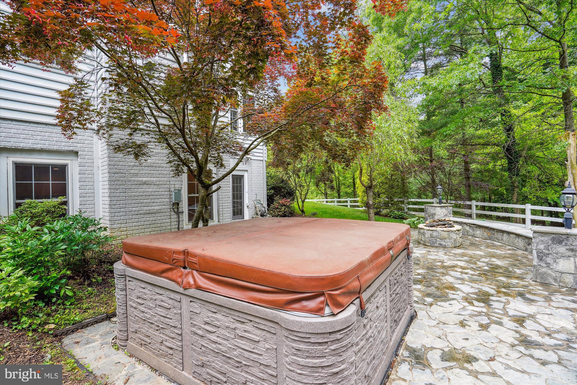 PRESIDENTIAL HILLS - Residential