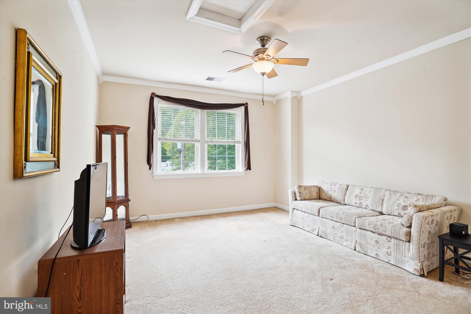 PRESIDENTIAL HILLS - Residential